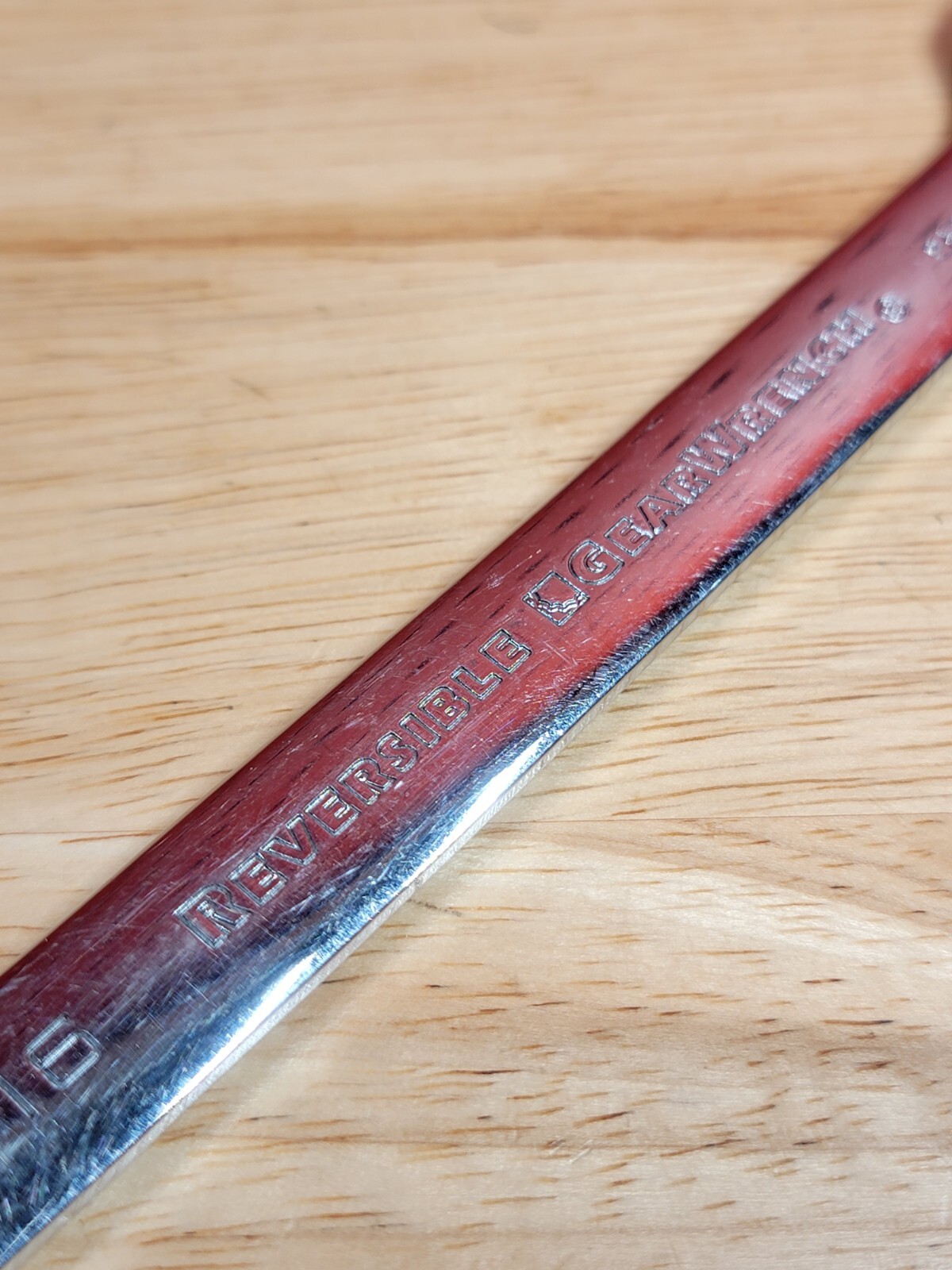 GearWrench Reversible 11/16″ SAE 12-Point Ratchet Wrench