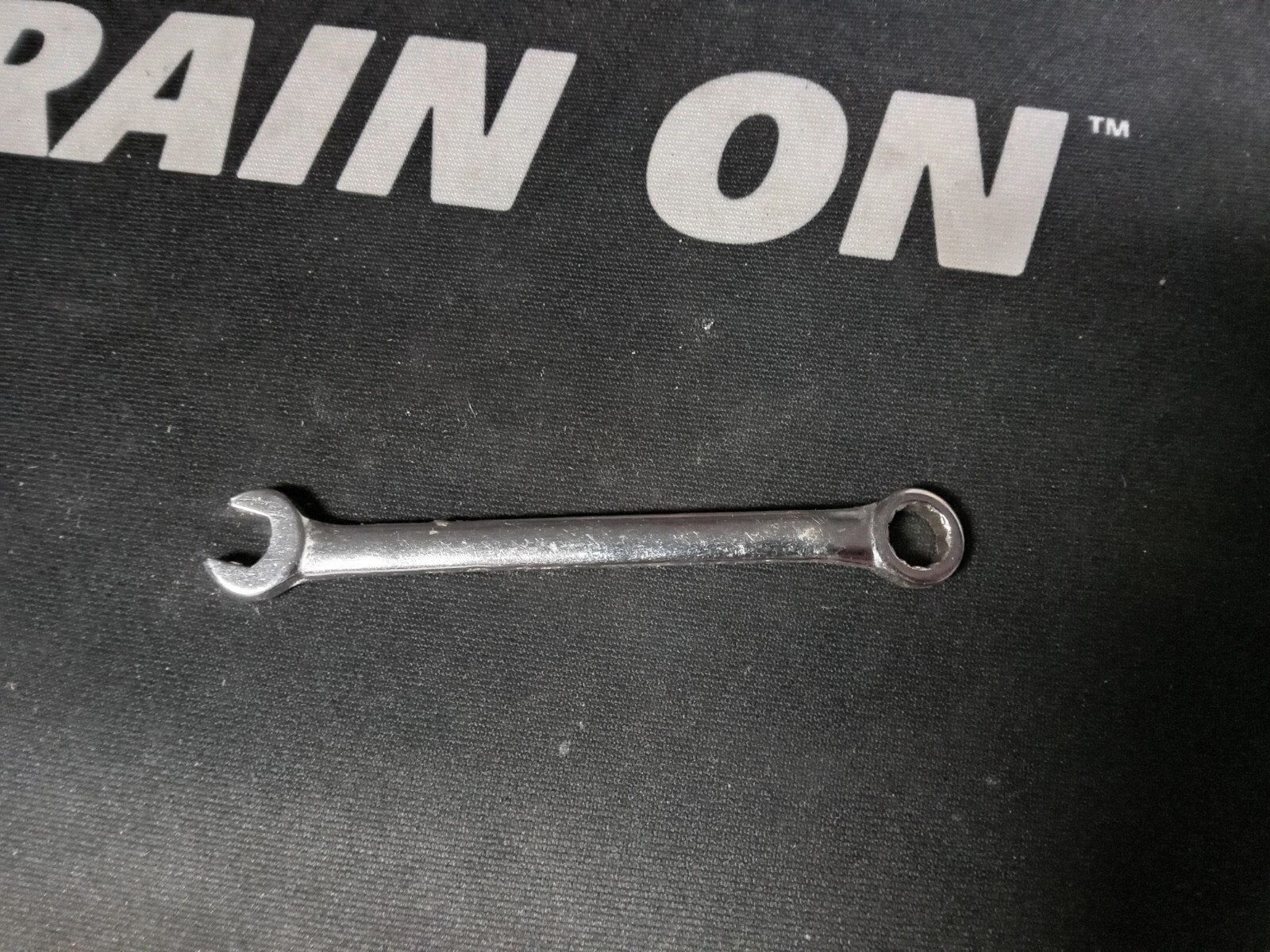 Craftsman 7/32″ x 15/64″ 12 Point Ignition Midget Combination Wrench 43941