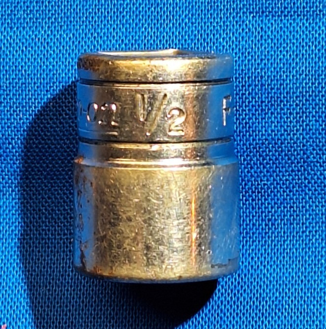 1959 Old Logo Snap-On F-161 3/8″ drive 1/2″ shallow 12 point socket