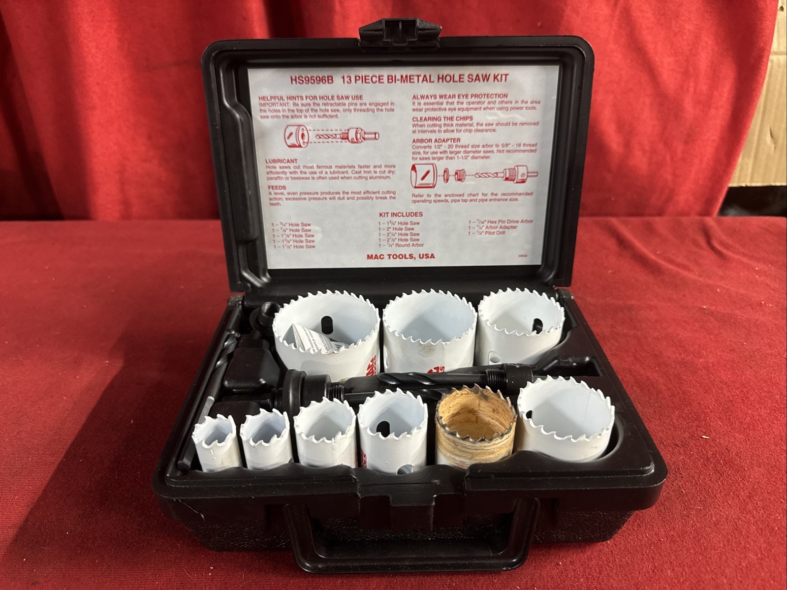 MAC-TOOLS 13 PIECE HOLE SAW KIT NUMBER HS9596B WITH CASE EXCELLENT CONDITION