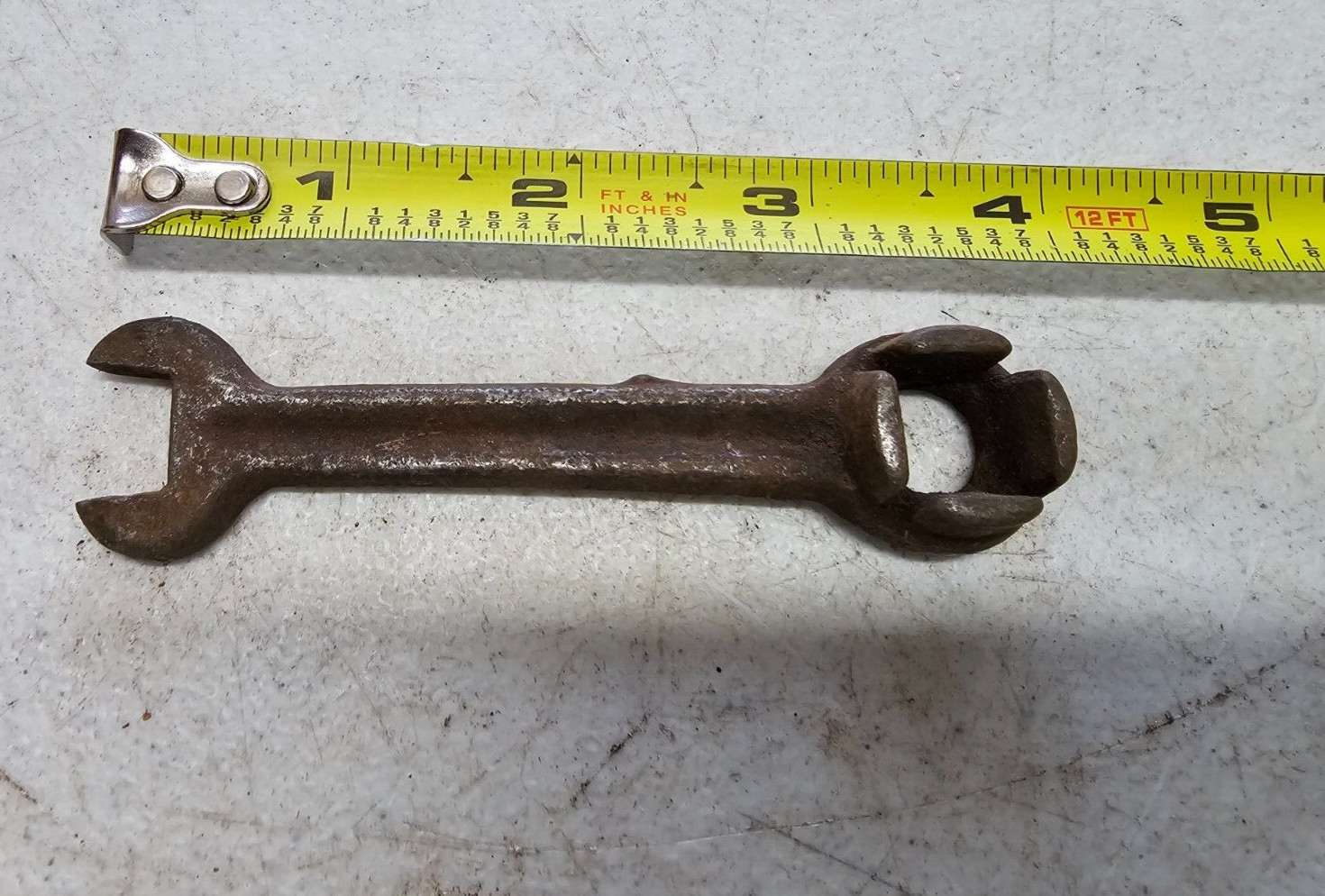 Vintage Specialty Wrench Tool Metal Hand Tool 1/2″ both Ends