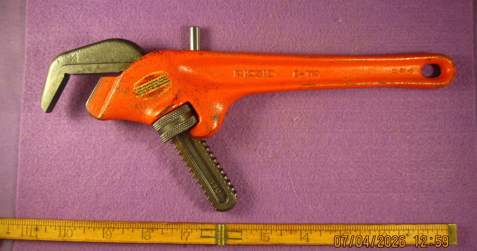 Ridgid Model E-110 Offset Hex Smooth Jaw Pipe Wrench, 10 3/4 Long 2 1/2 Jaw USA