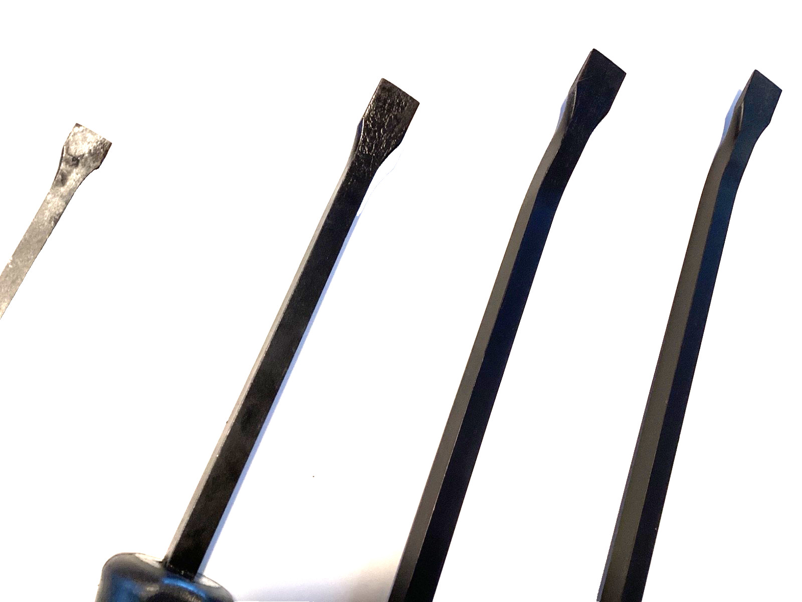 Snap on USA SPBS704A 4 Piece Dark Titanium Hard Handle STRIKING Pry Bar Set MINT