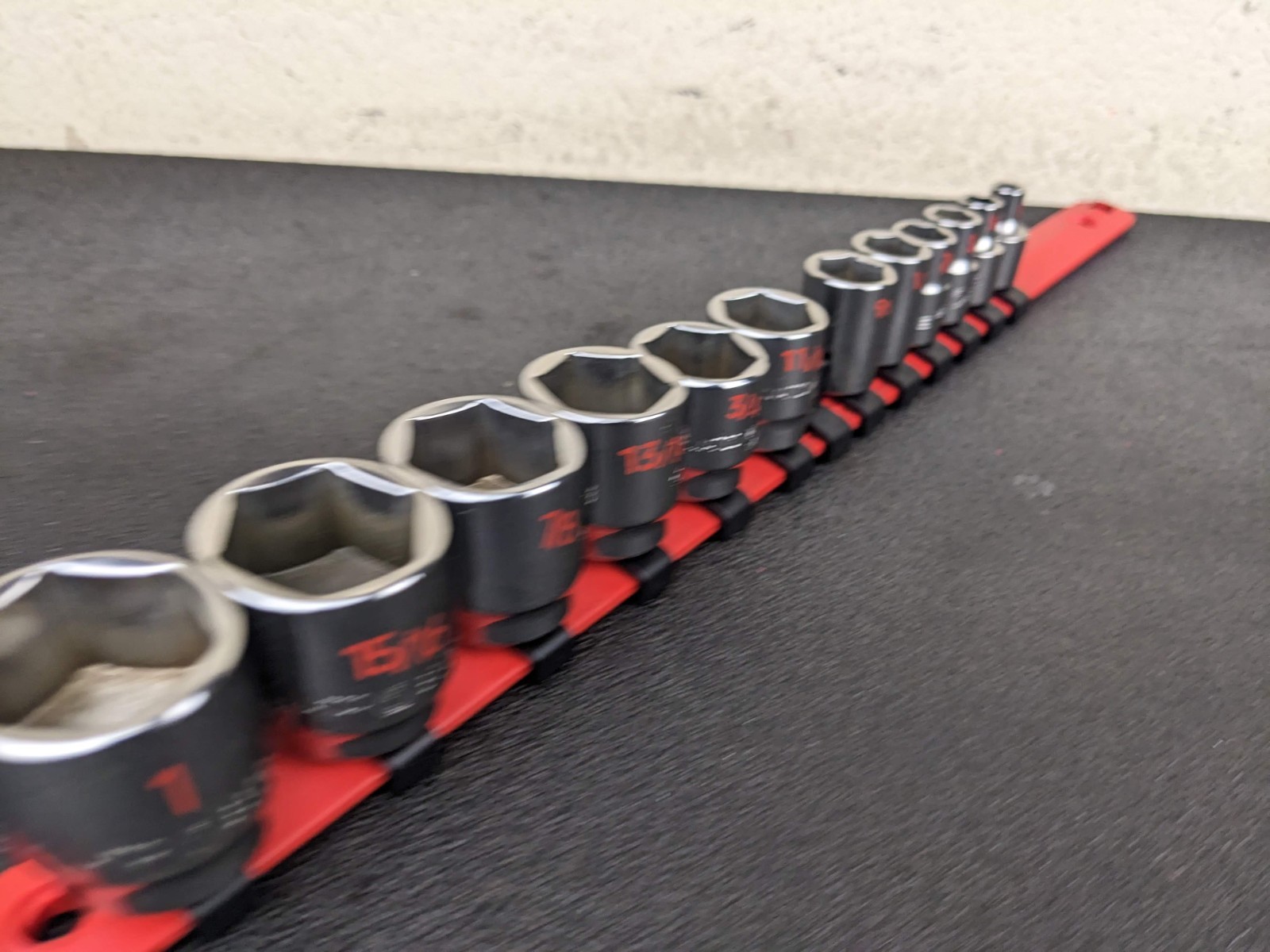#bp136 Matco Tools NEW SB136TA SAE 1/4-1” Shallow Socket Set 6 Point