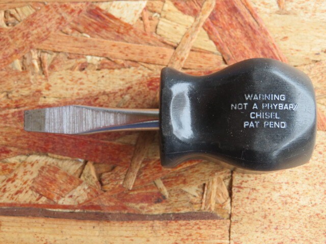 Vintage Logo Snap-on Flathead Screwdriver SDD1