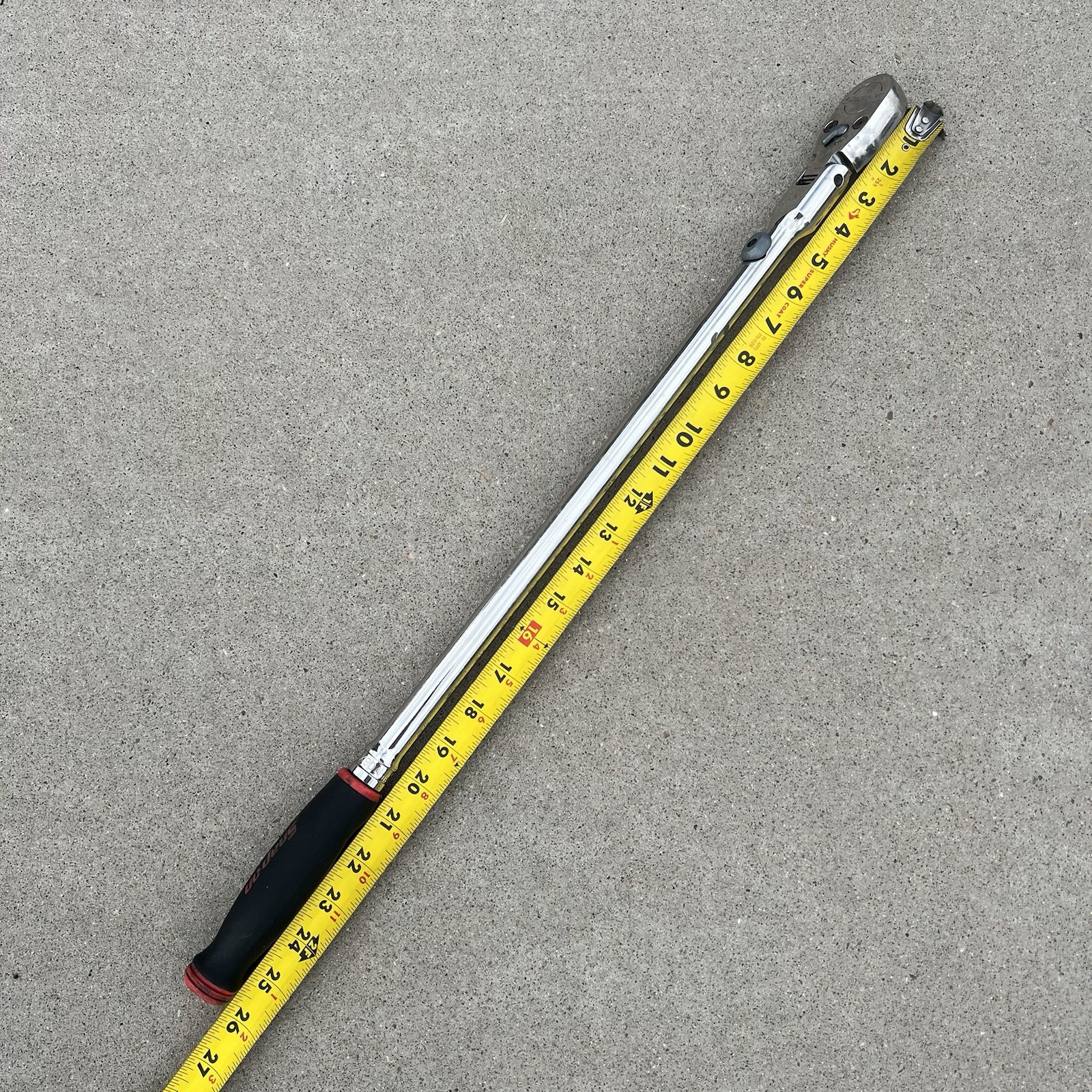 Snap-on Tools SHLX80A 1/2″ Locking Flex-Head Red Soft-Handle Ratchet