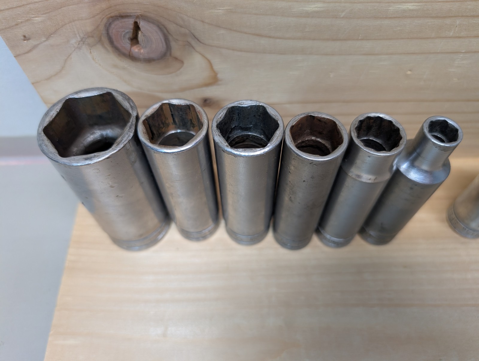 Vintage SNAP ON 31 pc Sae 1/2″,3/8″, 1/4″ Drive Mixed Socket Lot/Wrenches/Cutter