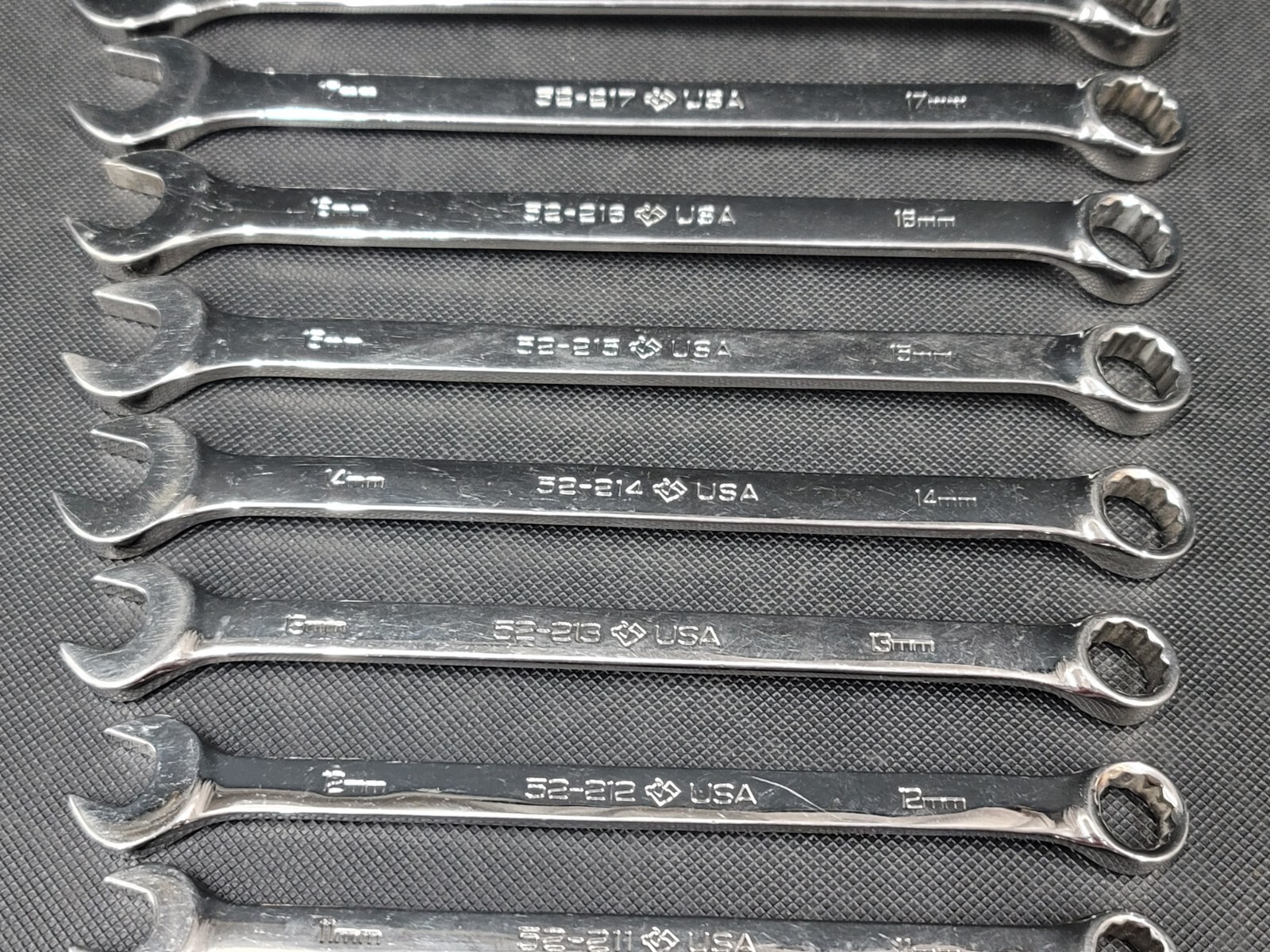 Armstrong Tools 15 pc 12 point Metric Combo Wrench Set 7-19mm & 21-22mm GMTK 52