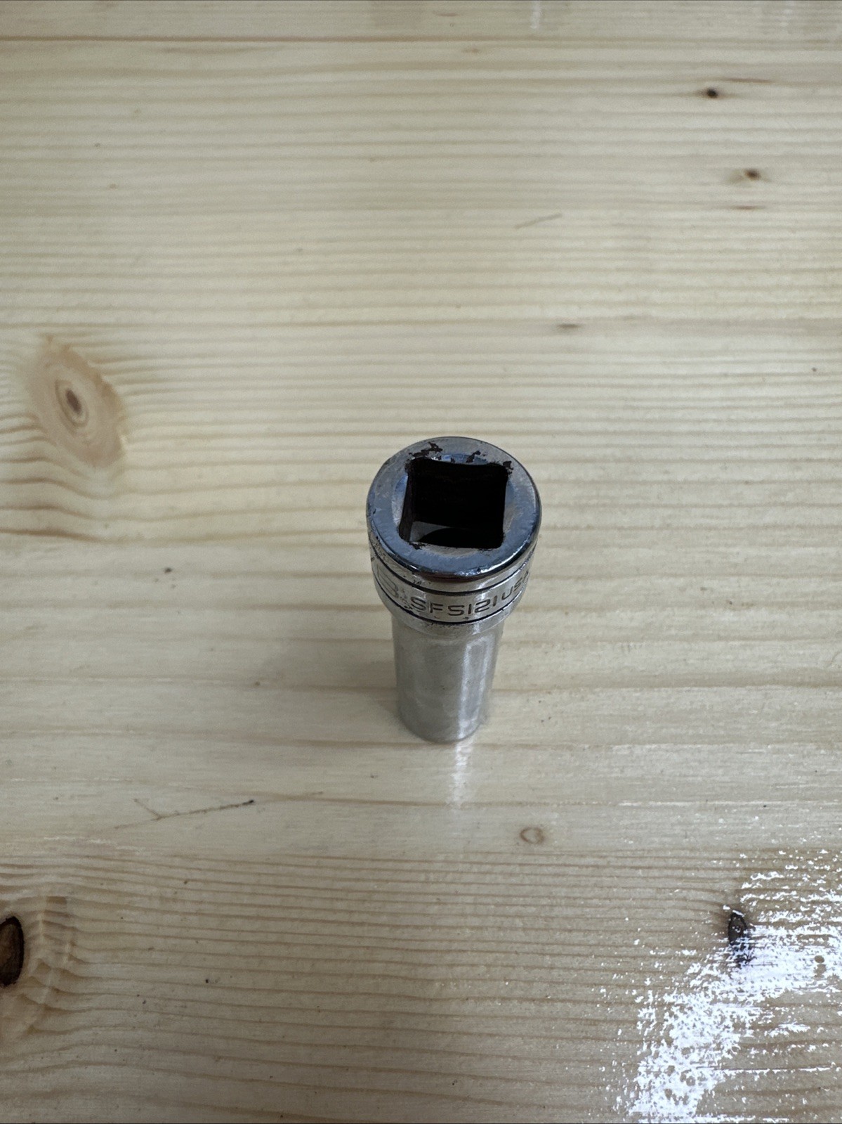Snap On 3/8″ 6 Point 3/8″ Drive Deep Chrome Socket #SFS121
