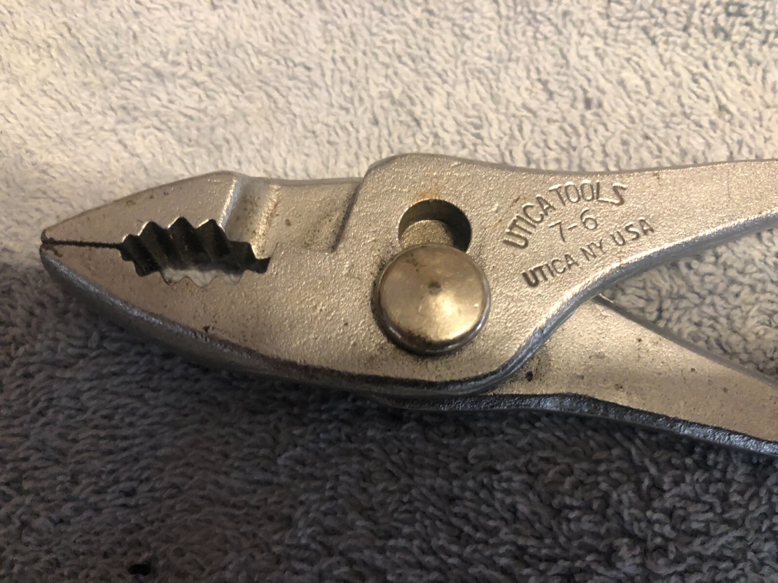 Vintage Utica Tools USA 7-6 6-in Slip Joint Pliers Diamond Textured Grips
