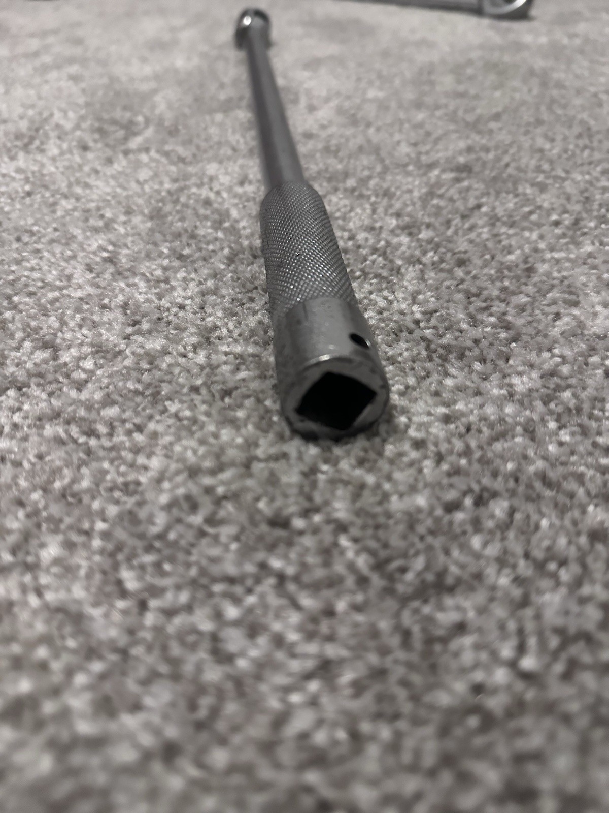 Mac Tool V18F 18” Breaker Bar 1/2” Drive Swivel Head