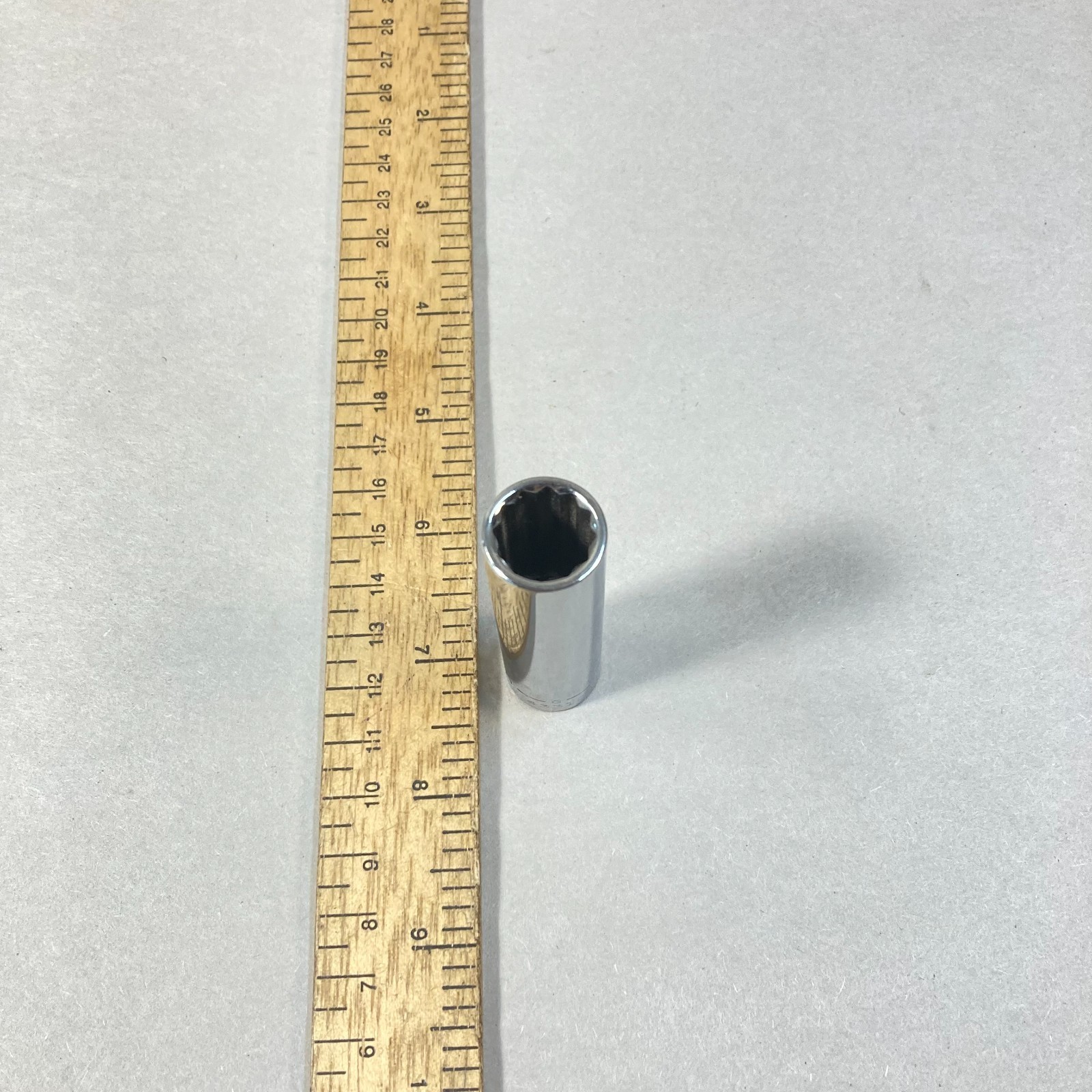 Craftsman 1/2″ Socket Deep Well 3/8″ Drive 12 Point SAE -G- #43312 USA