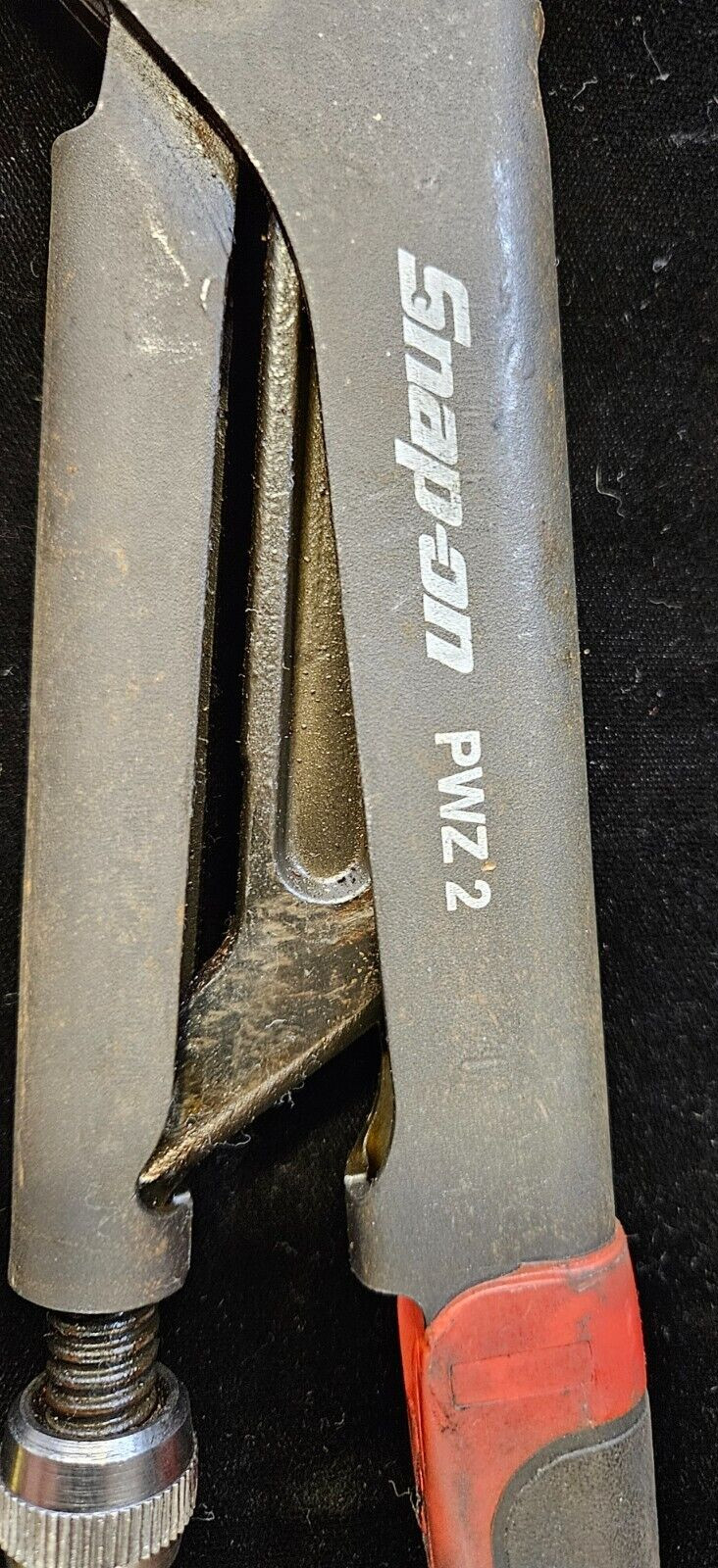 Snap on Tools 17” Long RED Soft Grip QUICK Adjustable Plier Wrench PWZ2 NICE!