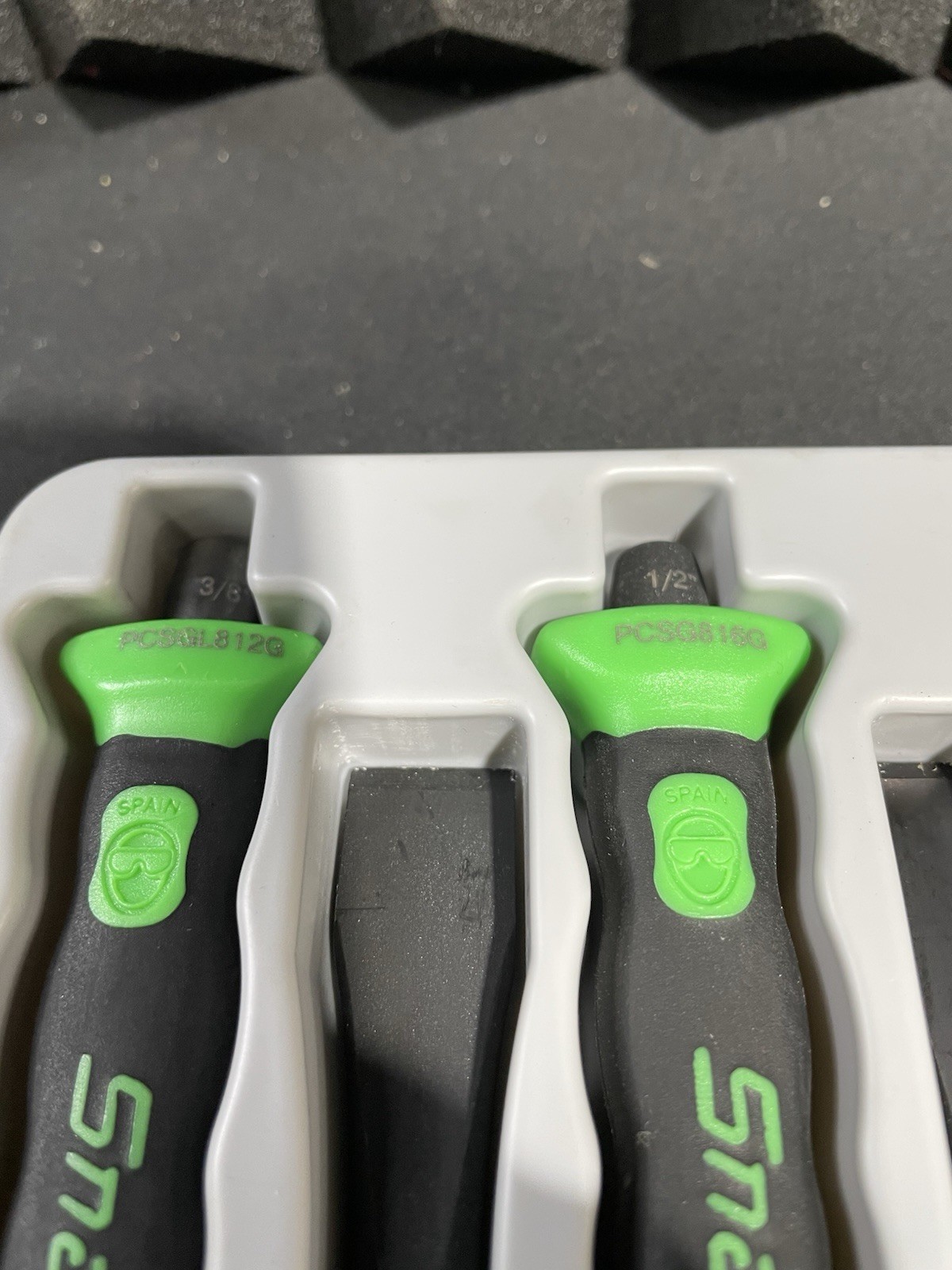 Snap-on PPCSGL714G 14pc Green Soft Grip Punch Chisel Set Open Box