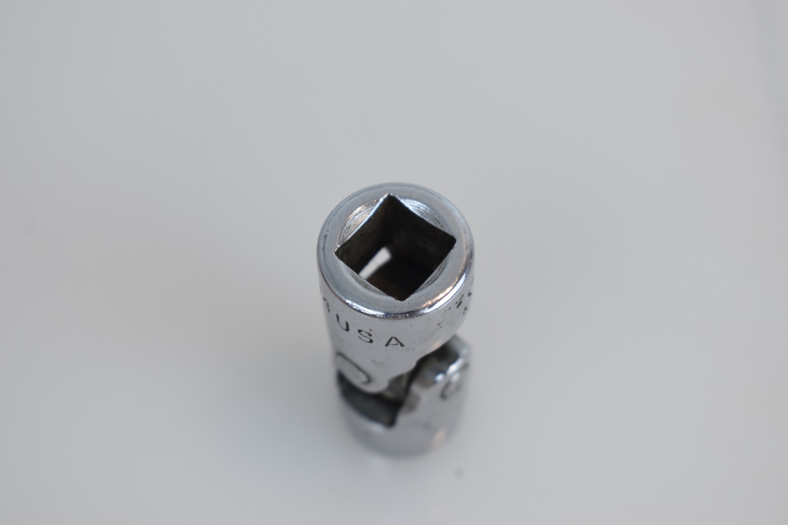 Snap On Tools FVU14 7/16″ SAE Shallow Universal Socket 3/8″ Drive 12 Point USA