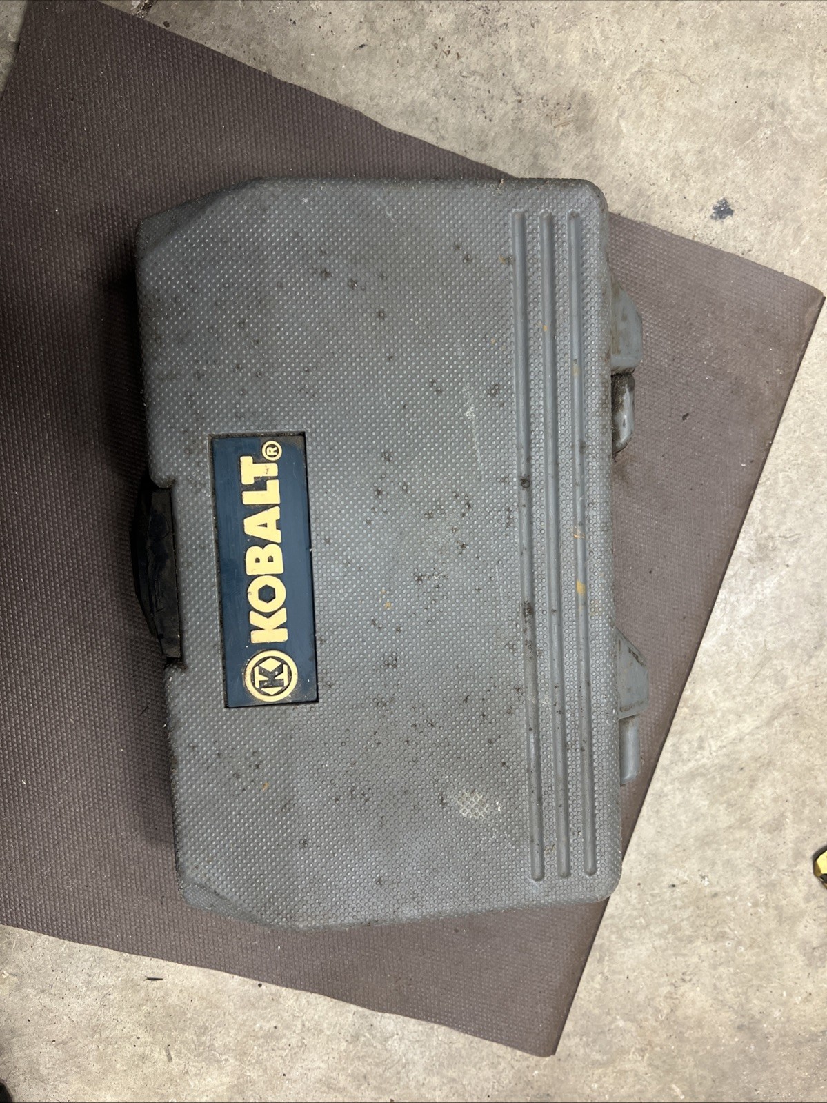Kobalt USA 1/4 inch socket set missing both 5/16 sockets and extension