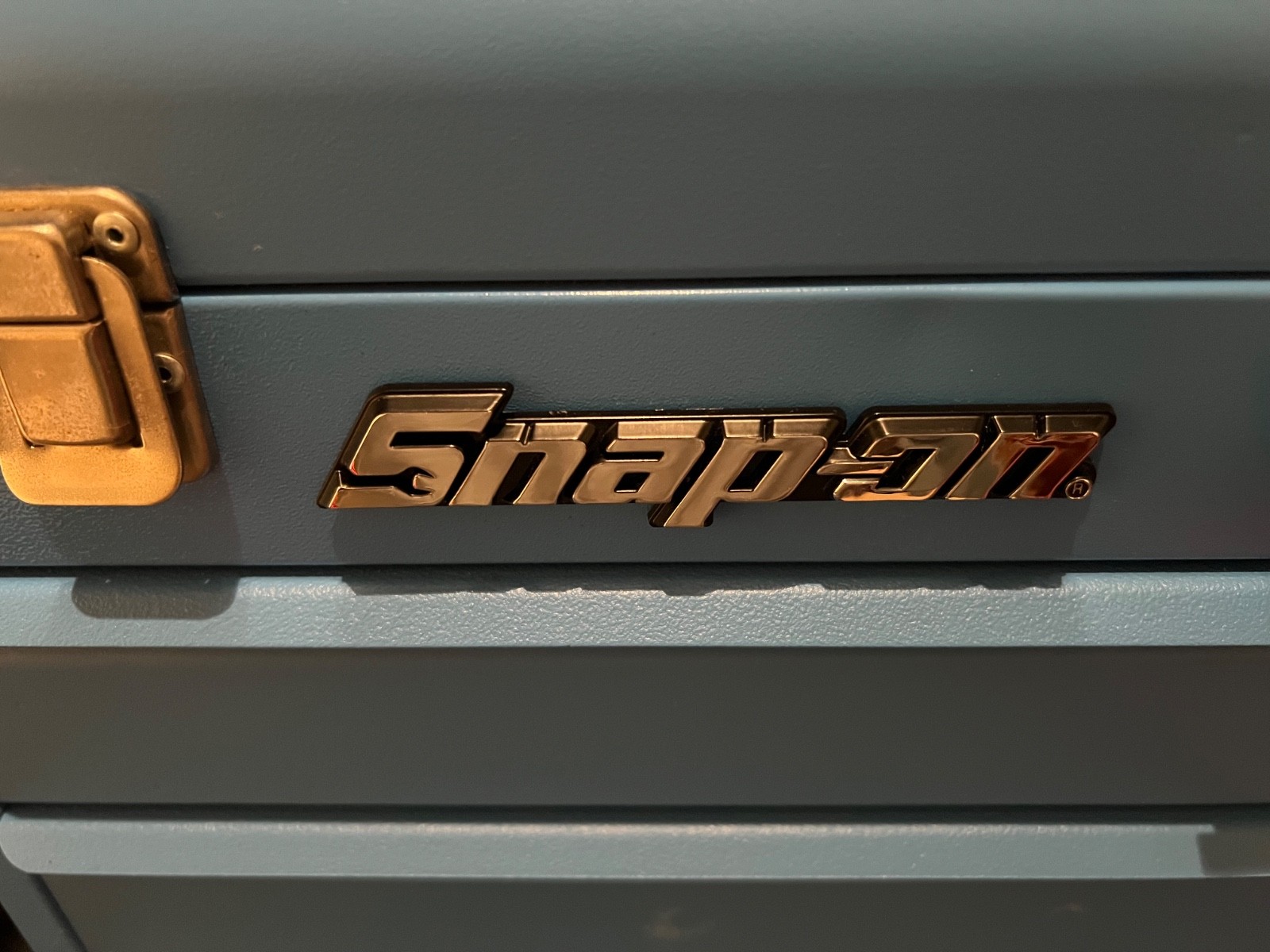 Snap On Tools METAL 3D Toolbox Roll Cab Chrome Badge Emblem Sticker Decal logo.