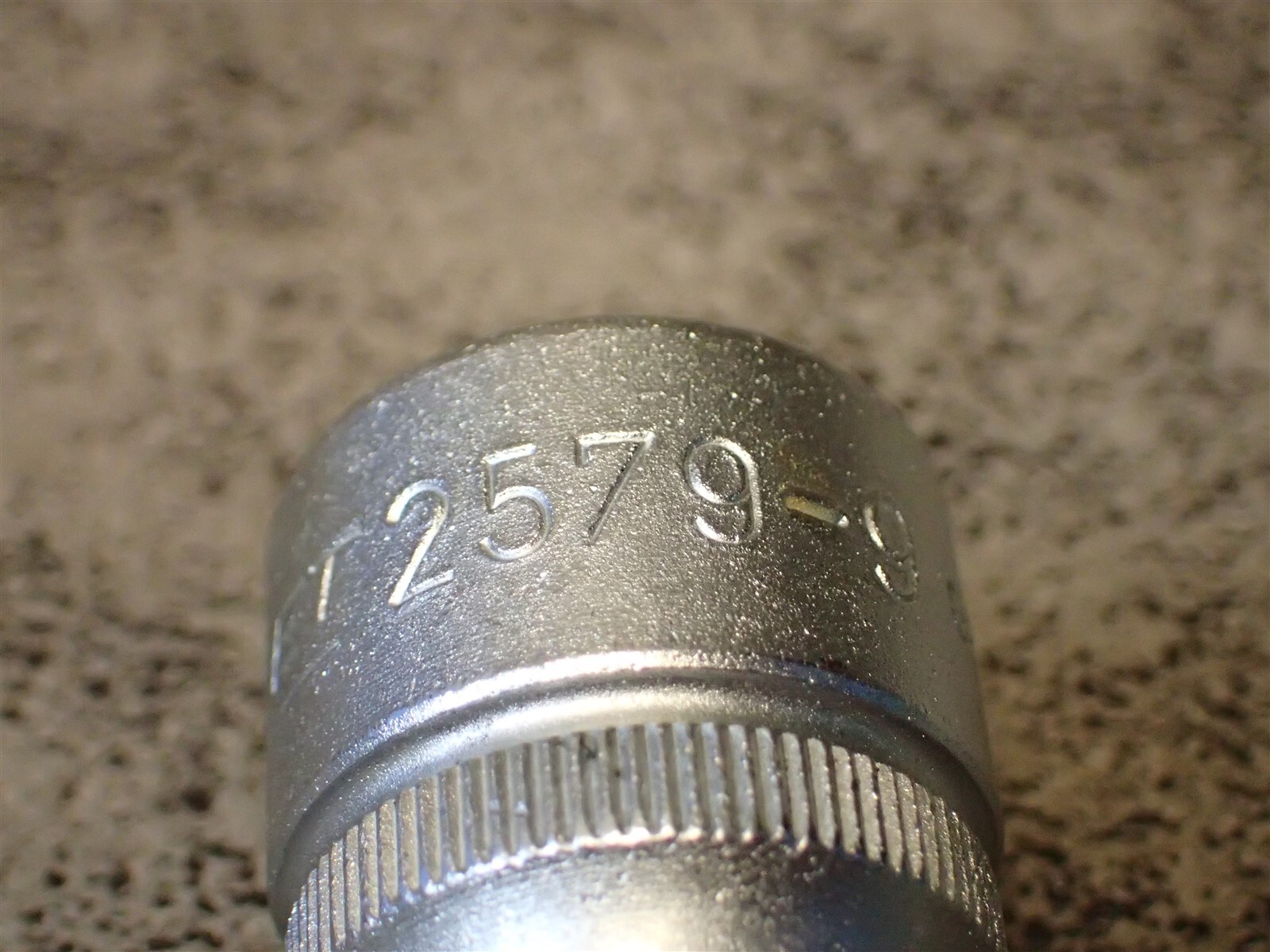 New-Other 2579-9 Hazet 1/2″ Dr Hollow Square, Cylinder Head Socket (BN85)