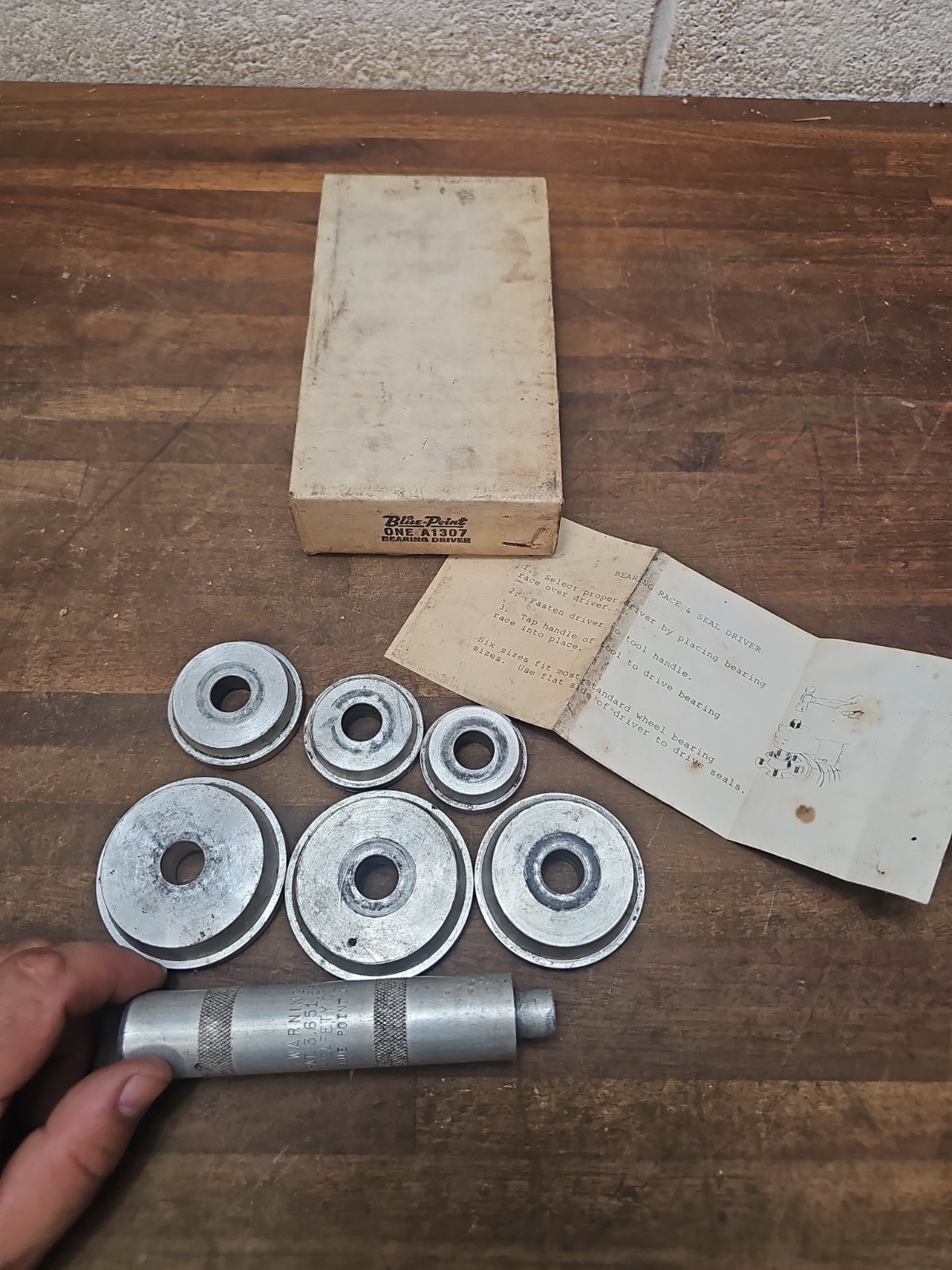A142- vintage Blue Point Tools Bearing Race And Seal Driver Set A1307