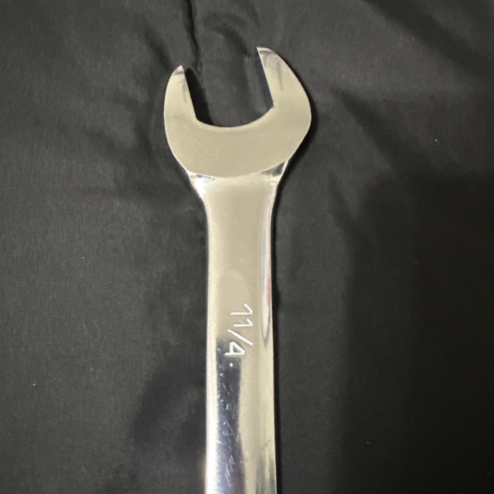 Kobalt 1-1/4″ in. 12-point Standard (SAE) Combination Wrench 16.9″-In. Length