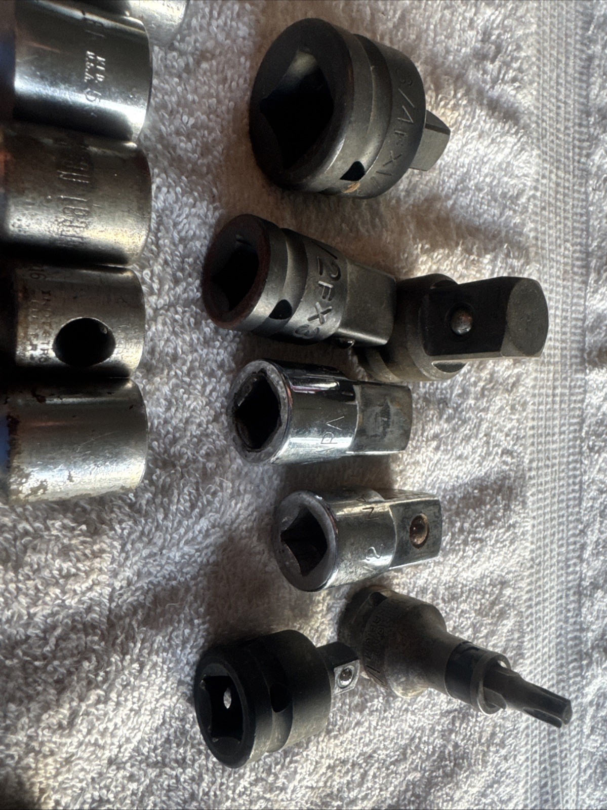 17 Piece Assorted Extensions Adapters And Swivels Craftsman Napa &Unbranded