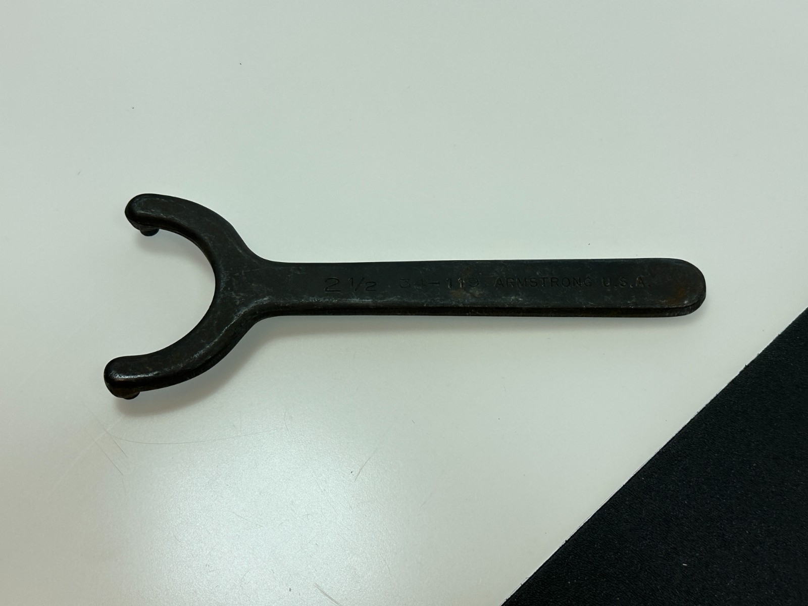 Armstrong Tools USA 34-119 2-1/2″ SAE Face Double Pin Spanner Wrench, Black, NOS