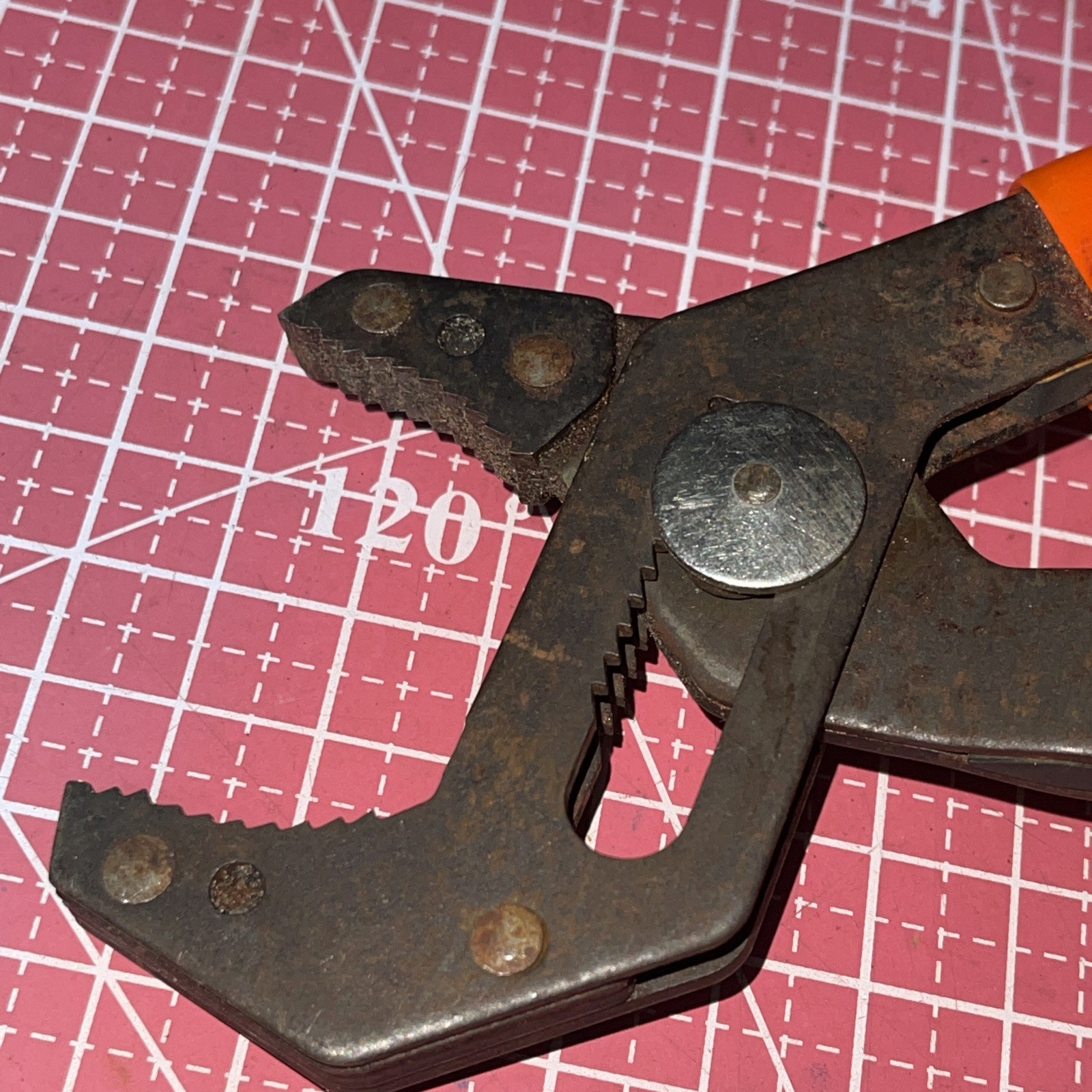 Matco Tools USA PRG9 Self Adjusting Pliers Nice 9 In Adjustable 1-7/8 Jaw