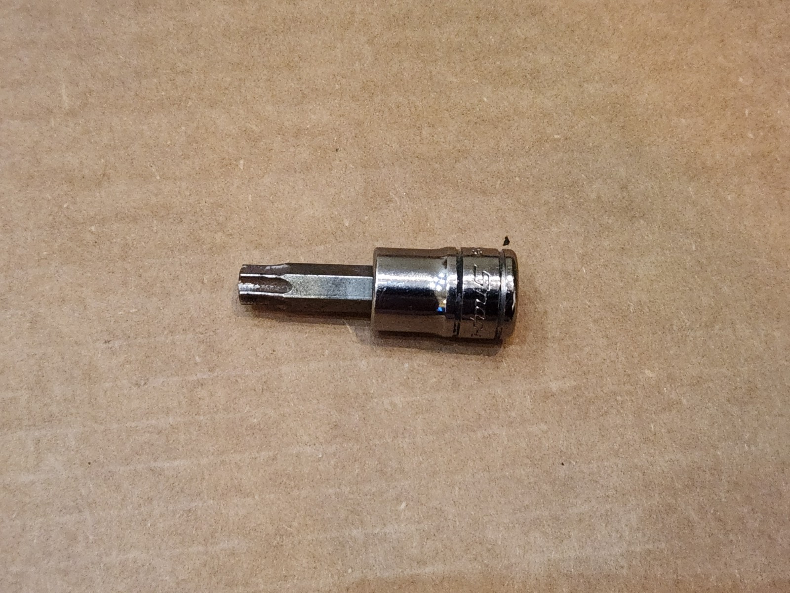 Snap-On Tools 3/8″ Drive Chrome Socket TORX T45 Bit FTX45E USA