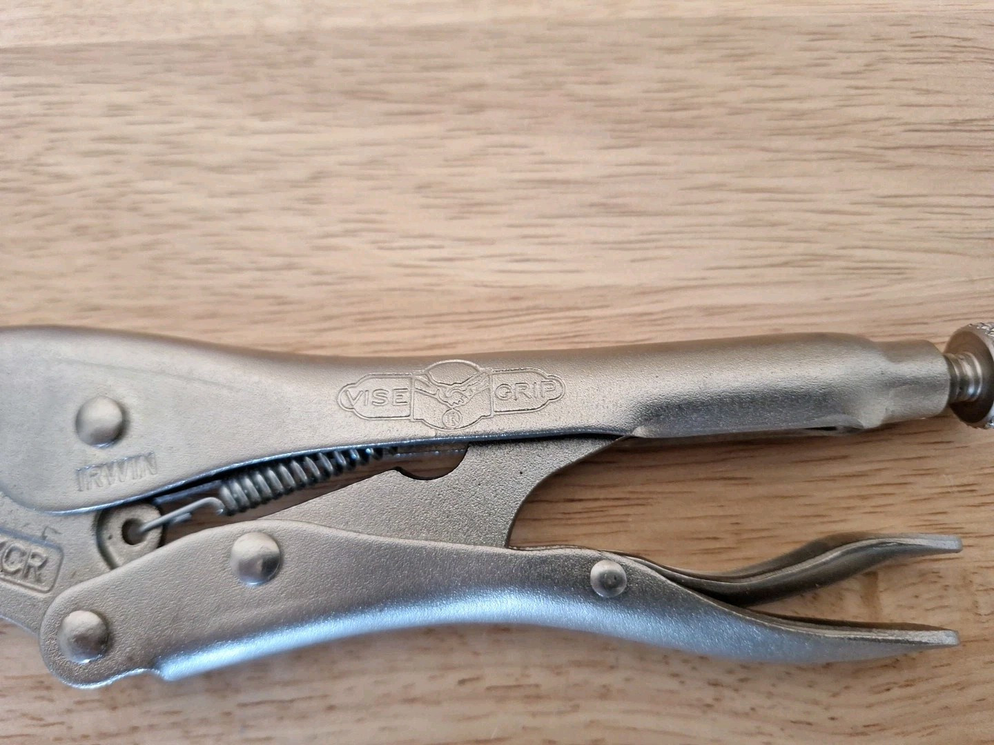 Irwin Vise grip 7CR Curved Pipe Jaw Locking Pliers 7in». Part 7CR