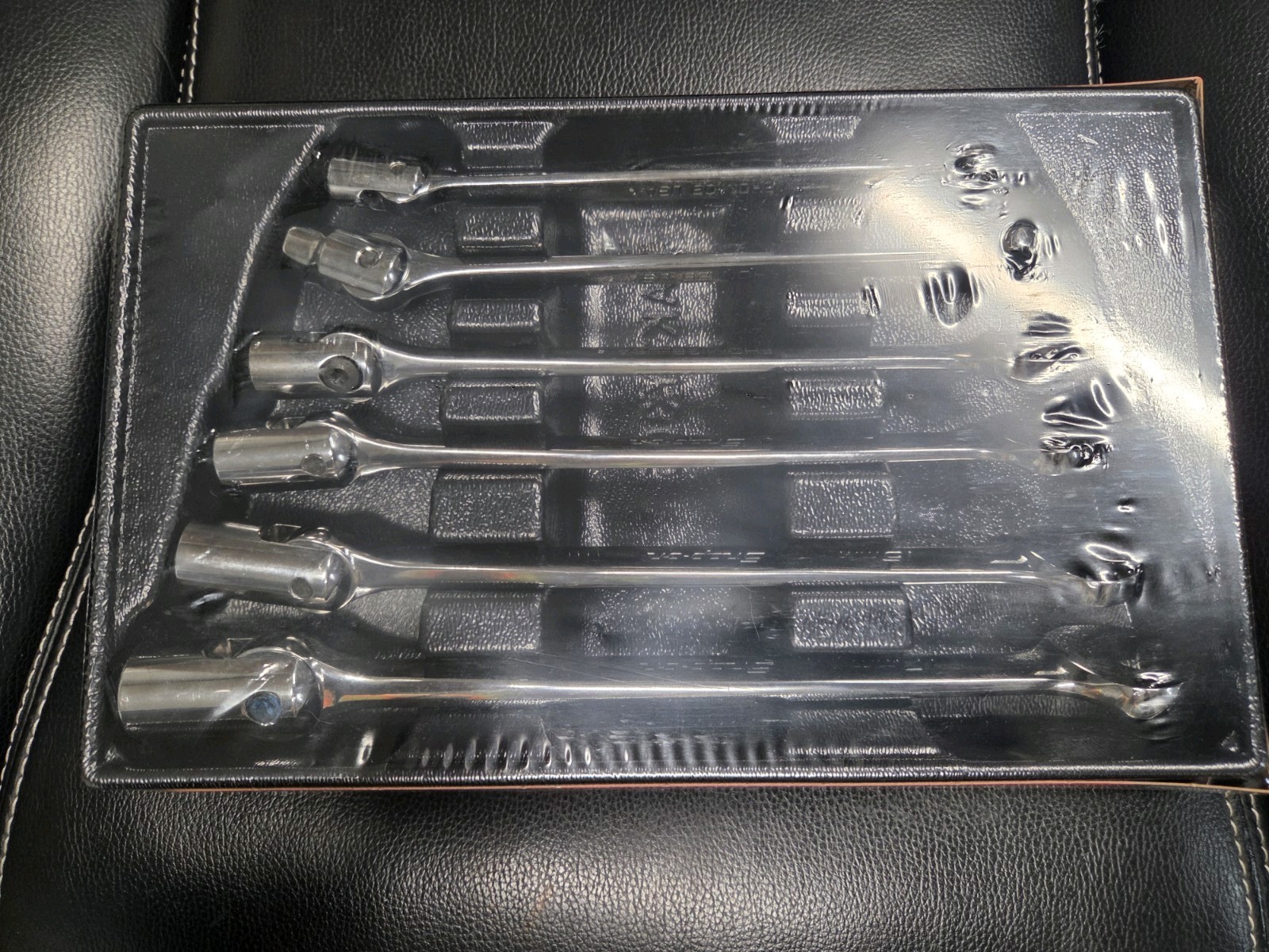 Snap-On NEW and Sealed FHOM606B 6pc Flex-Head/Open-End Combination Wrench Set