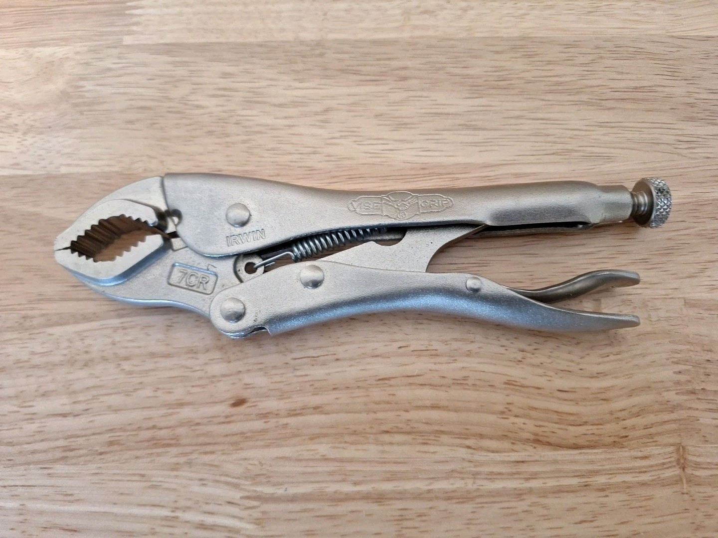 Irwin Vise grip 7CR Curved Pipe Jaw Locking Pliers 7in». Part 7CR