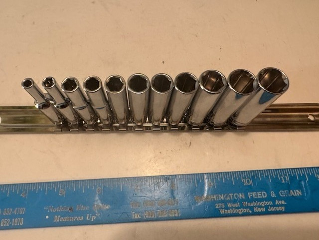 NEW Craftsman 1/4″ DRIVE 11 PC METRIC 6 POINT DEEP SOCKET SET + RAIL