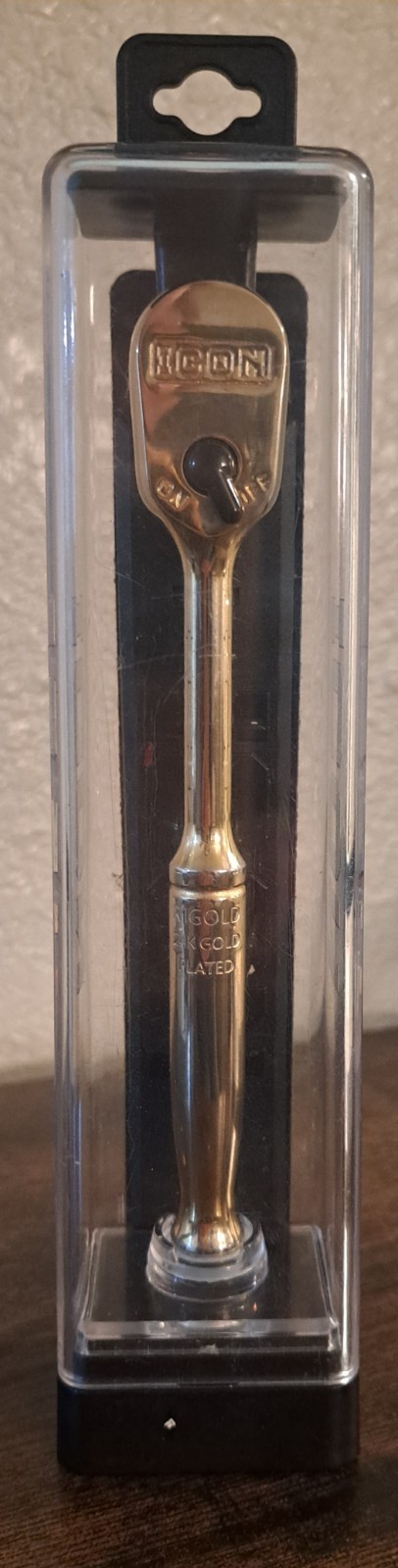 ICON Professional 24-Karat Gold-Plated 1/4″ Ratchet 90 Tooth with Display Stand