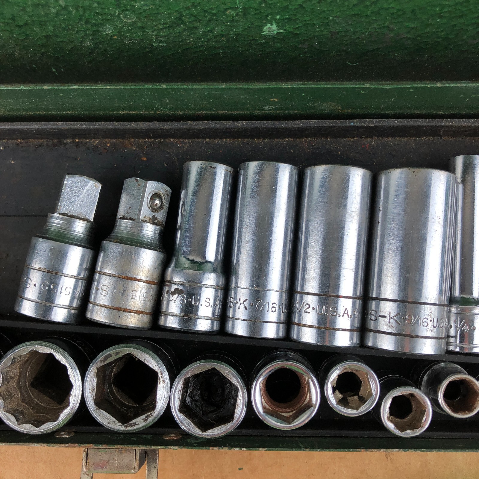 SK Tools 27 Pc Socket Set With Metal Box SAE 1/4″ & 3/8″ Drive Shallow Deep USA