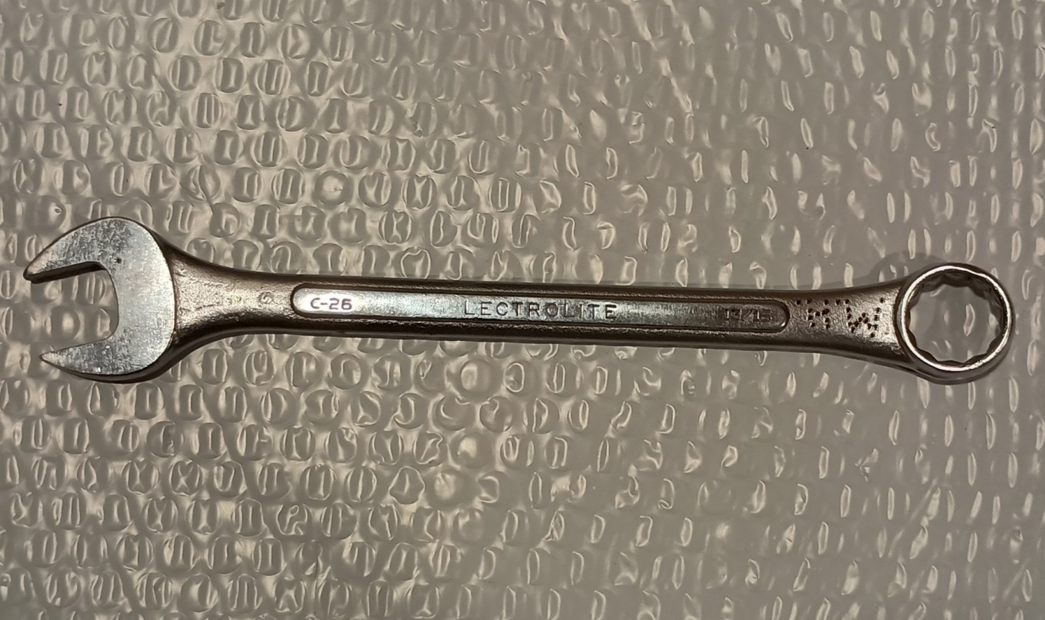 SK TOOLS «LECTROLITE» C-26, 13/16″ COMBINATION WRENCH, 10.25″ LONG, 12 POINT.