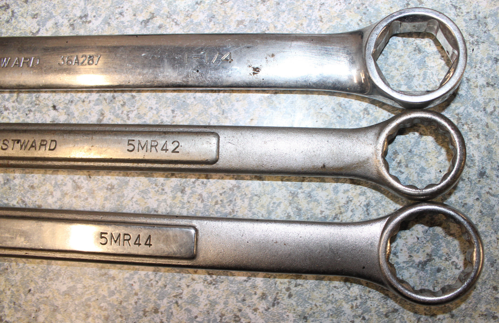 3-Used WESTWARD Combination Wrenches 36A287 1-1/4 5MR42 1-1/16 & 5MR44 1-1/4