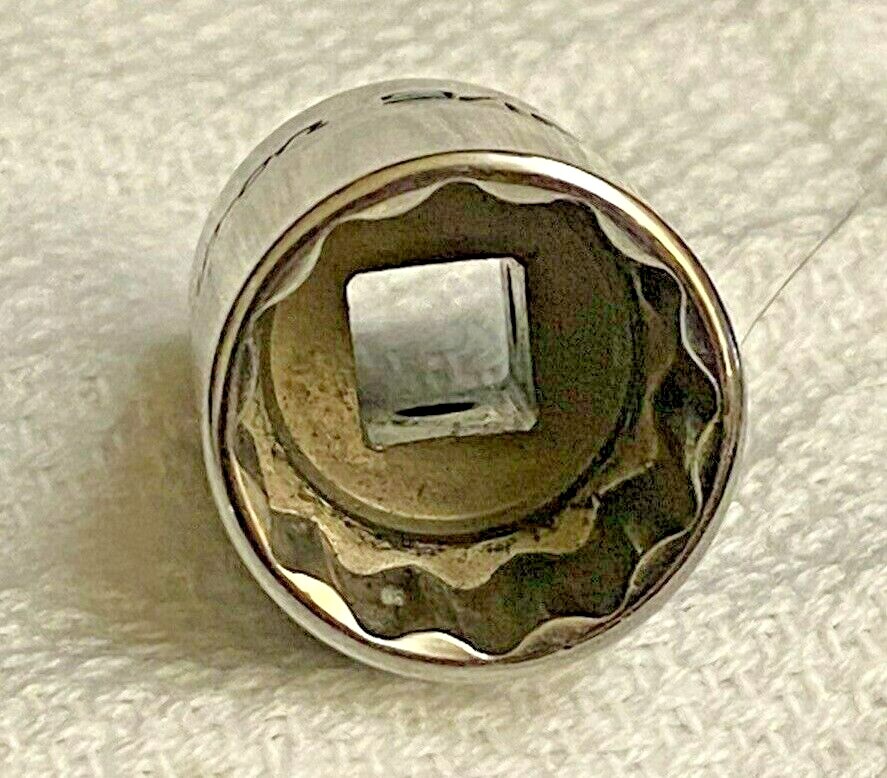 SNAP ON TMD18 1/4 INCH Drive 12 Point 9/16 INCH Shallow Socket NEW