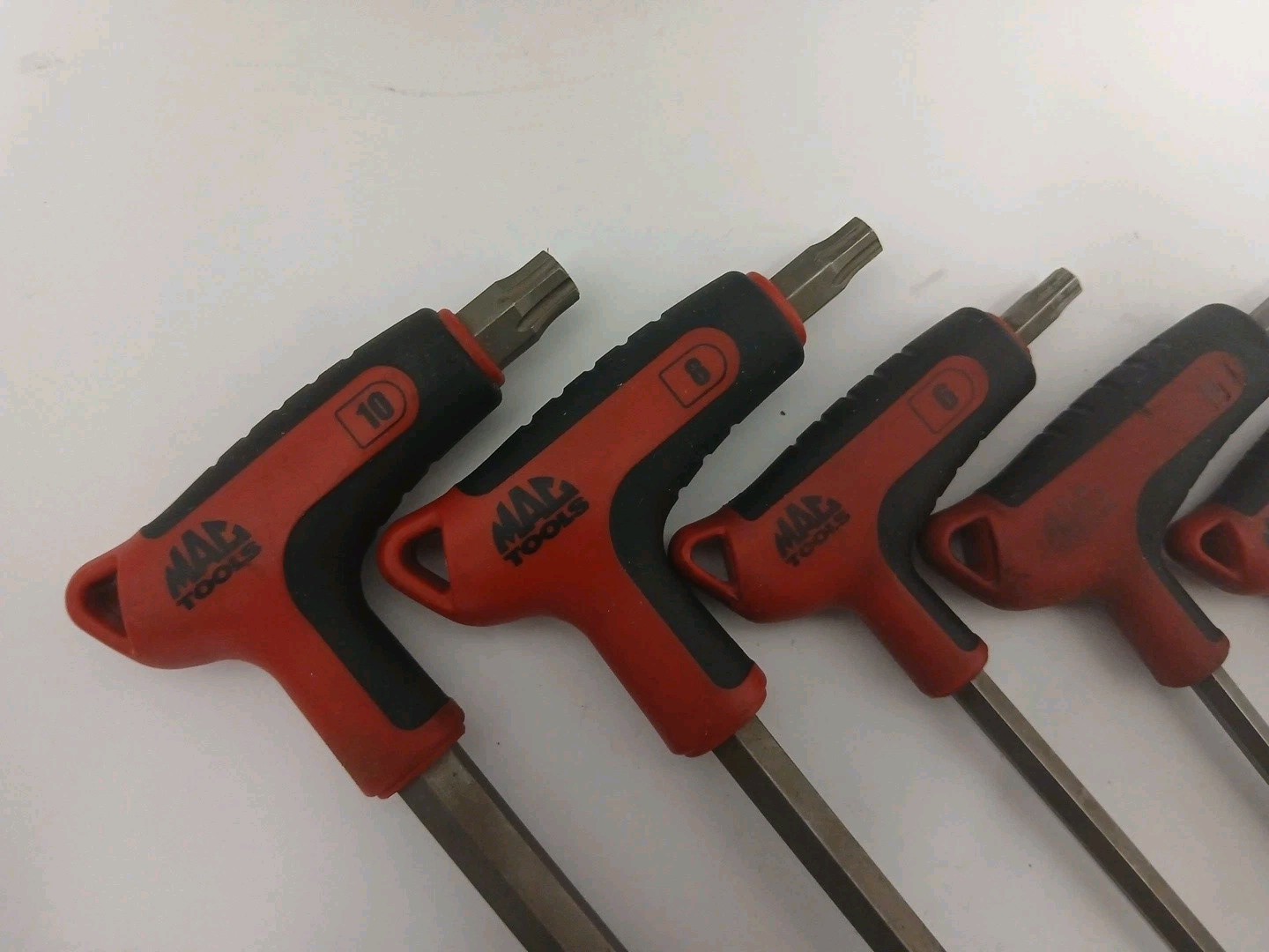 MAC TOOLS 8 PC T-Handle RBRT Metric HEX Allen Extraction Set HKTMMRBRT