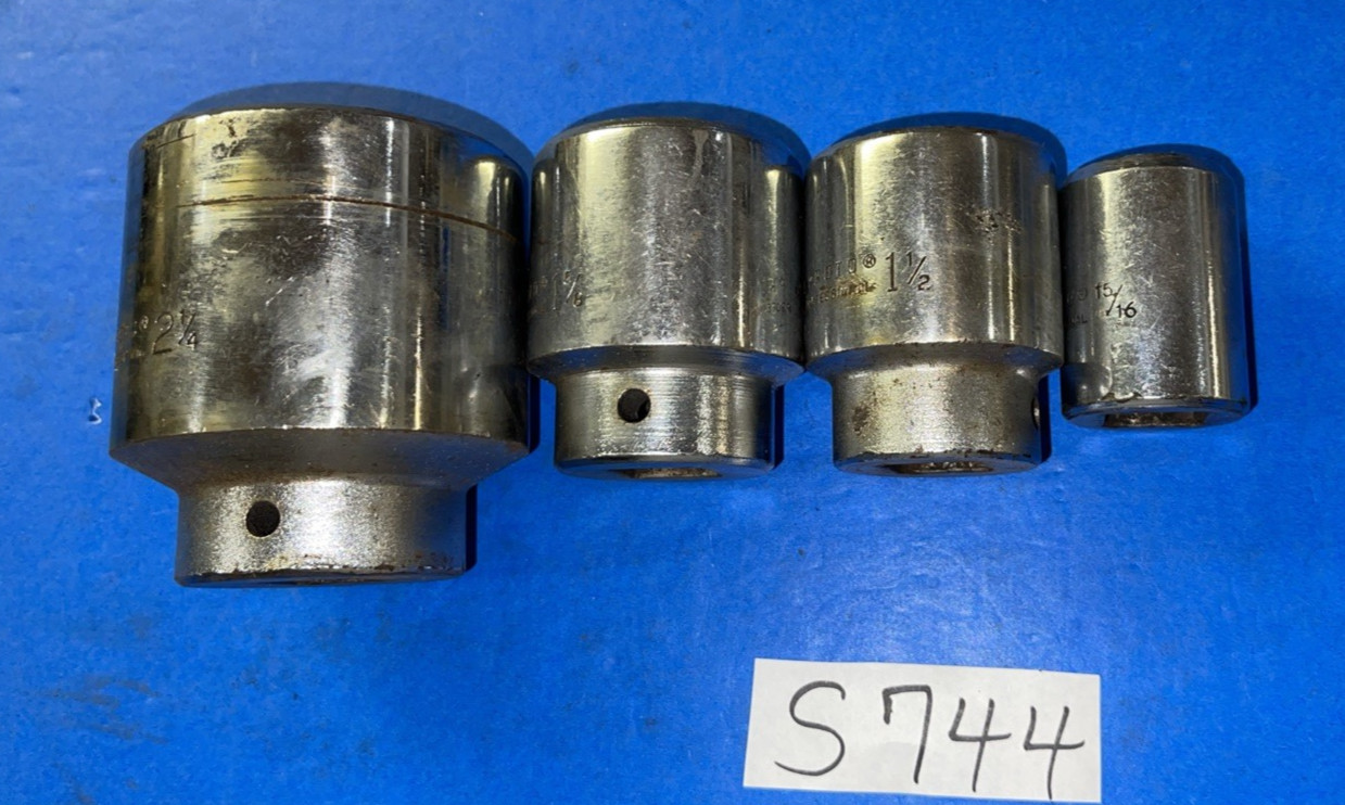 PROTO TOOLS 4 PIECE 3/4 DRIVE SAE. CHROME SOCKETS 15/16, 1-1/2, 1-5/8, 2-1/4