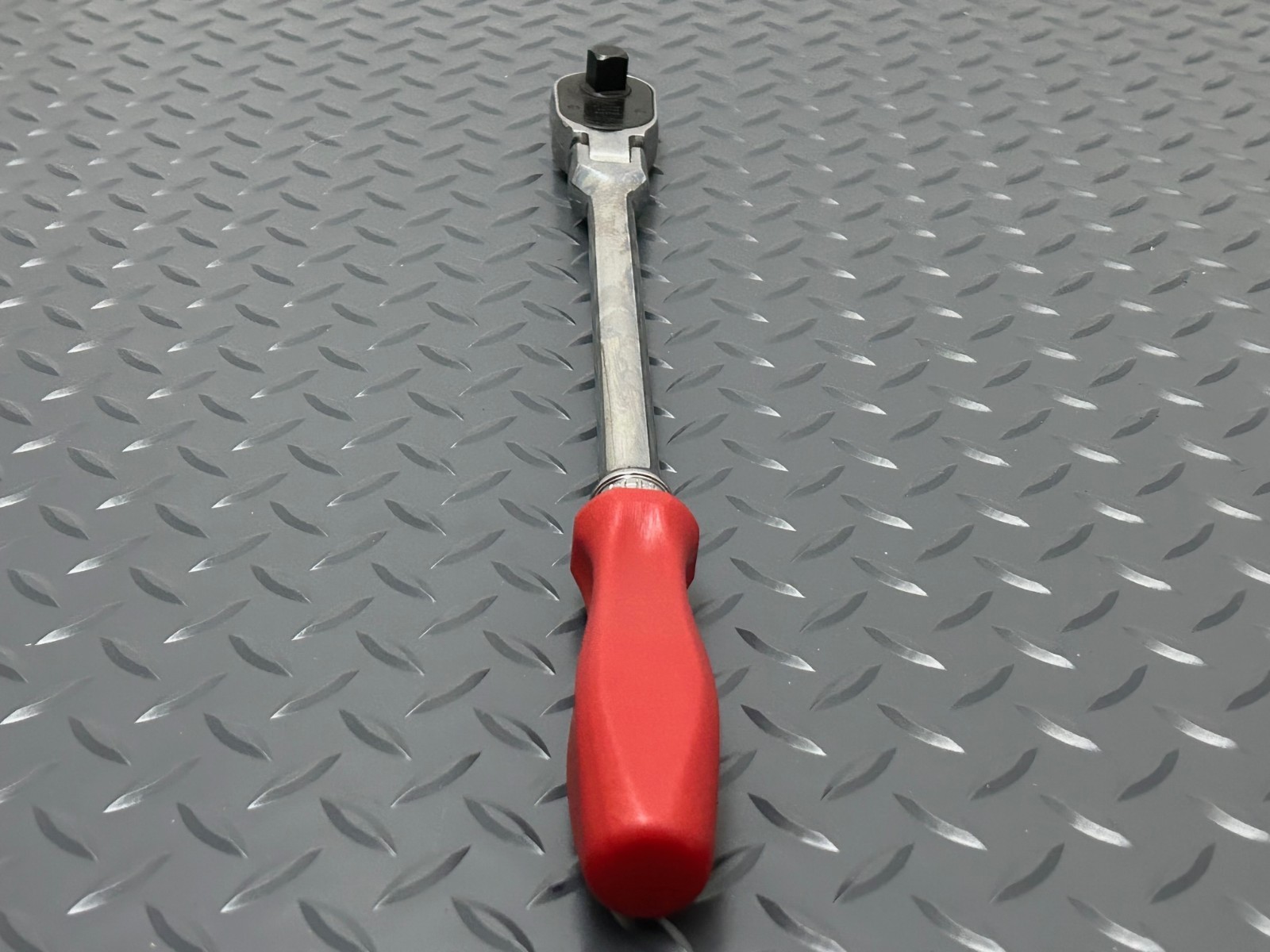 Snap-on Tools RED 1/2″ Drive Flex Head Hard Handle Ratchet SHFD80A USA NEW