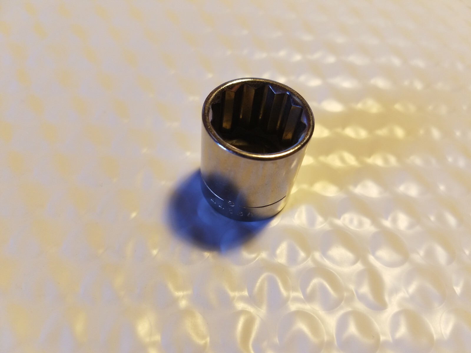 NEW Craftsman -G- 44336 11/16″ 12pt 3/8″ Drive Socket