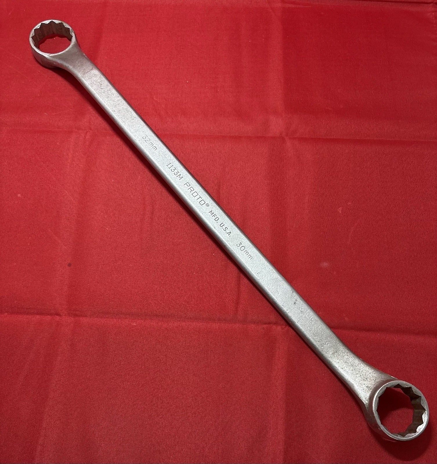 PROTO 1133M 30MM x 32MM 12PT, OFFSET BOX WRENCH VINTAGE Proto Wrench 19inches