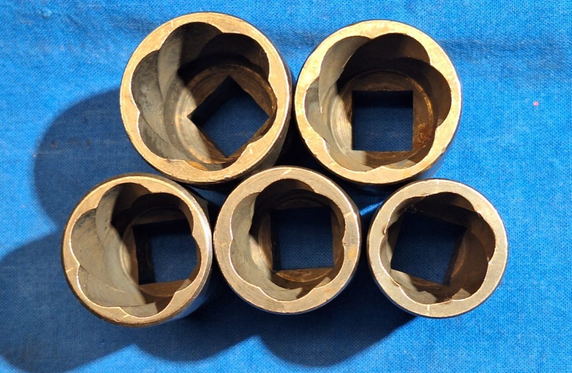 Blue Point 305TTWYA 5pc 1/2″ Drive SAE Shallow Twist Impact Socket Set 3/4″ – 1″