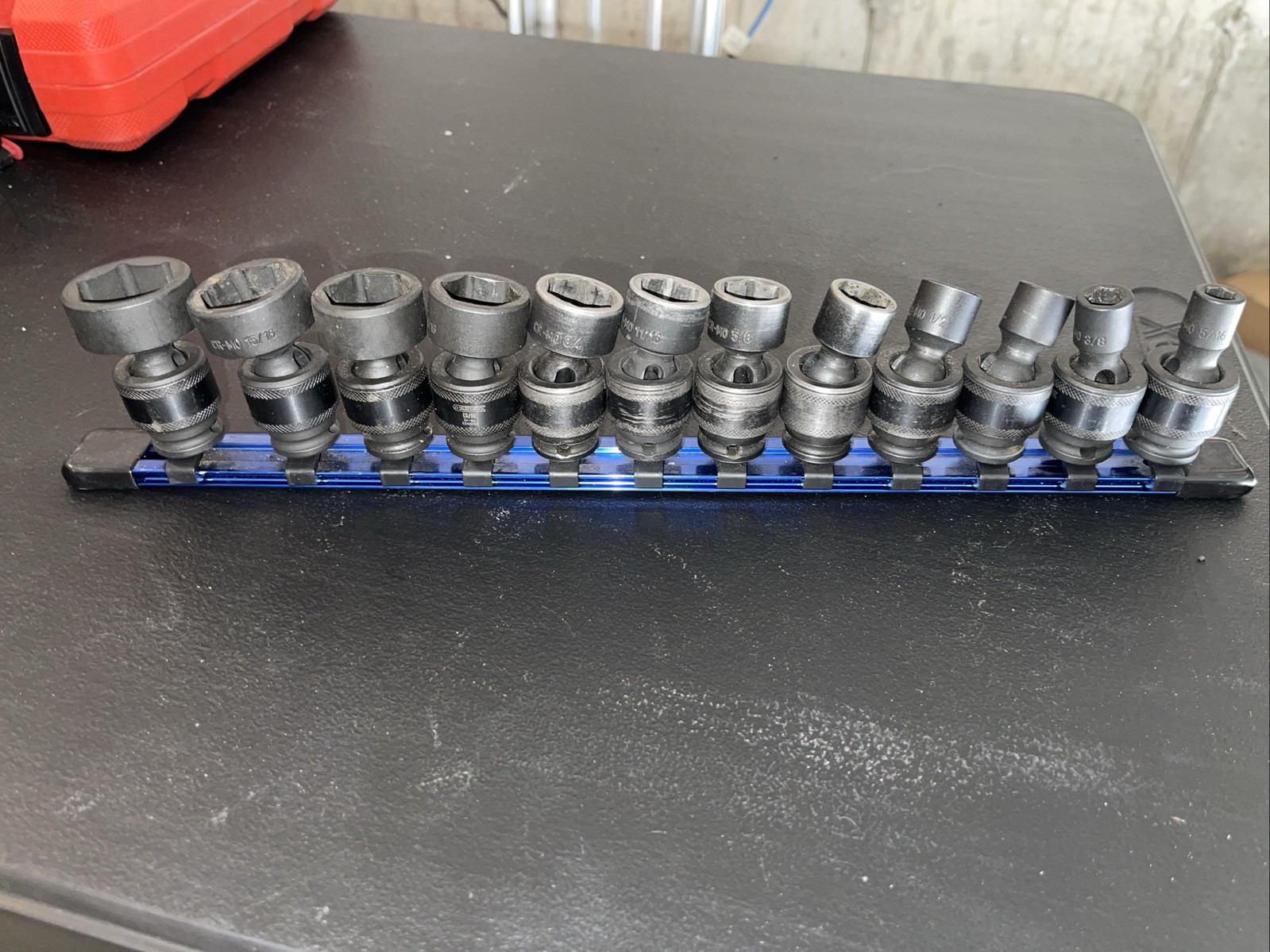 Expert SAE 3/8” Dr. Universal Socket Set 12 Piece 6 Point Set