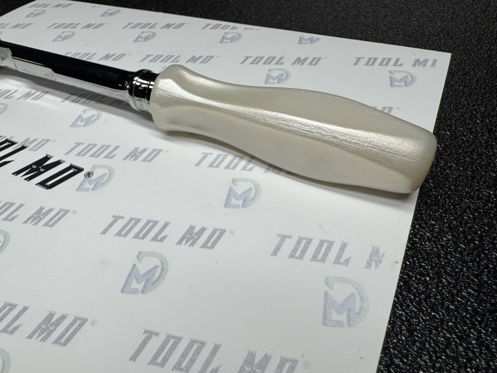 Snap-on Tools PEARL WHITE 3/8″ Drive Hard Grip Multi-Position Ratchet FHD80MP