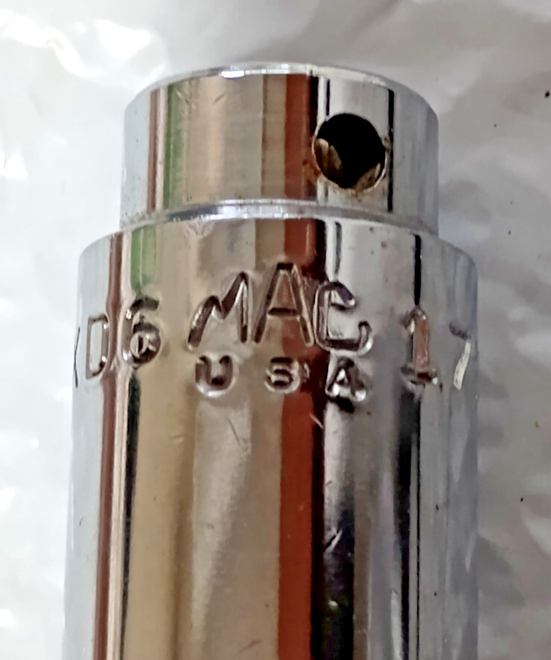 MAC TOOLS XD6-17MM. 3/8″ DRIVE, 17MM. SOCKET, 2.7″ DEEP/HIGH, 6 POINT.