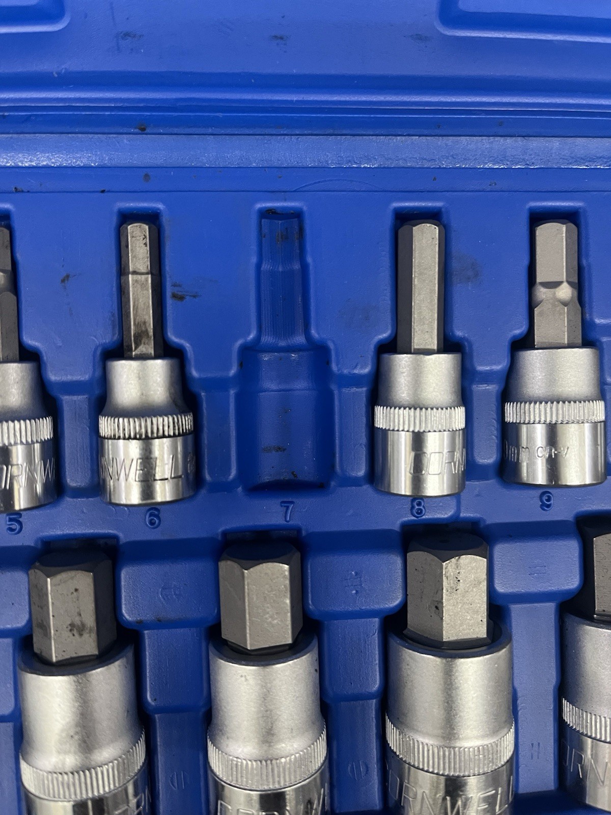 Cornwell CBSM1623S 3/8” & 1/2” Drive Metric Hex Bit Socket Set Missing One (7)