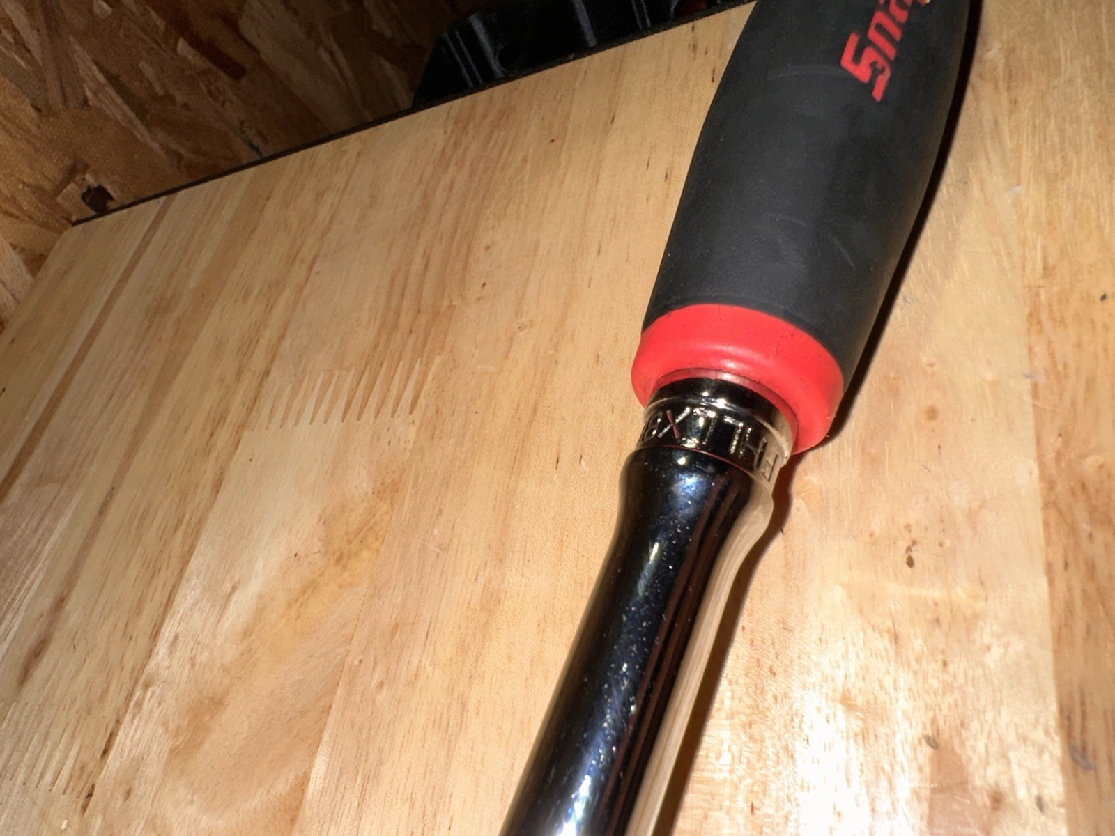 Snap-on Tools Red 3/8” Extra-Long Handle Locking Flex-Head Ratchet FHLLX80