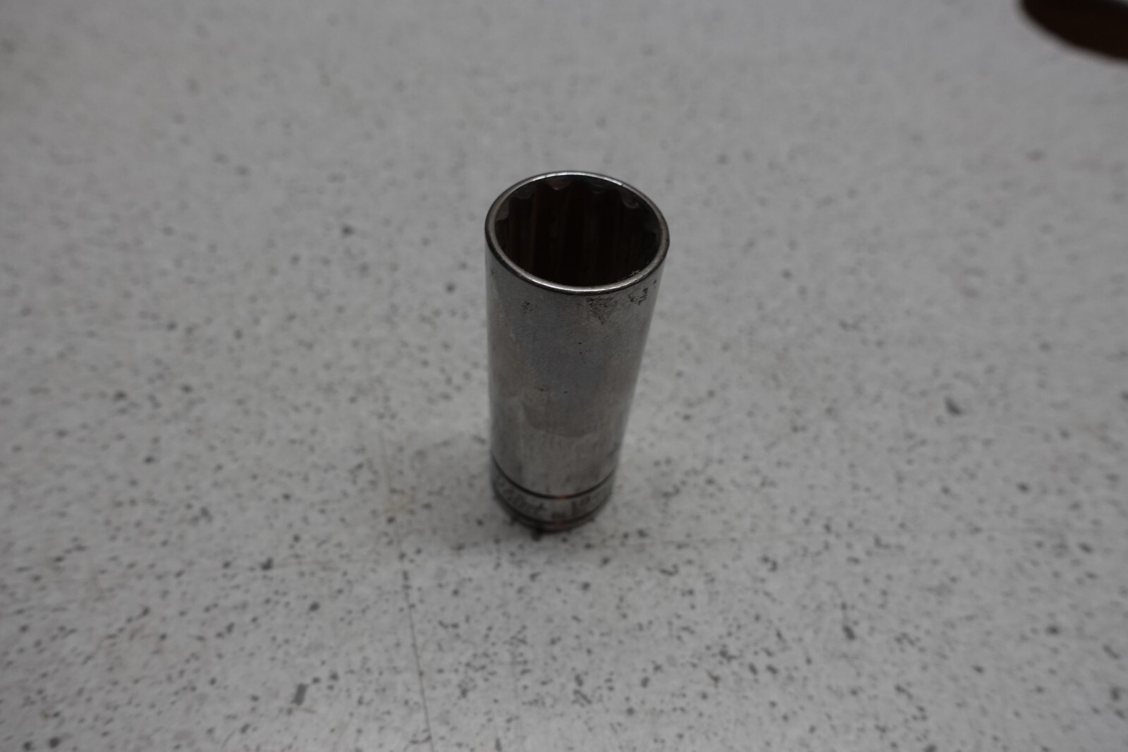 BLUE-POINT 3/8″ DRIVE 18MM METRIC DEEP 12 POINT SOCKET BLPLM3818
