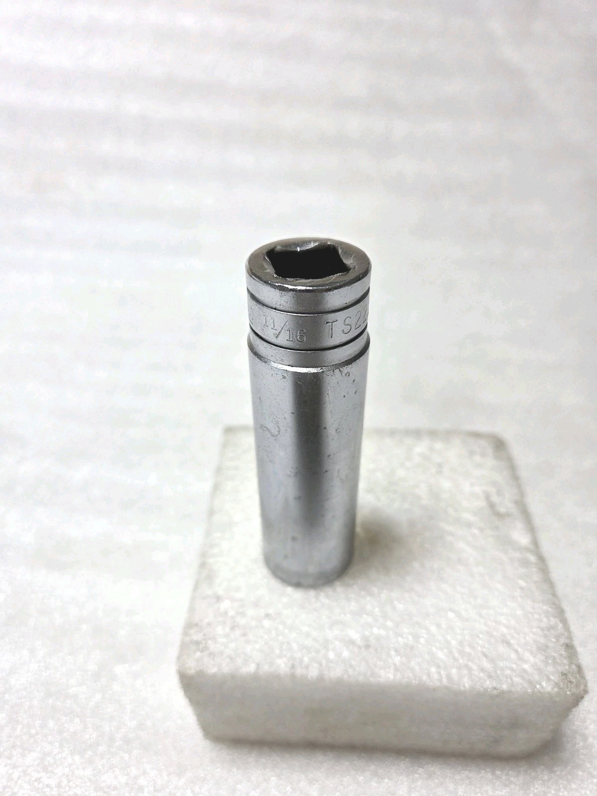 Snap-On TS221 11/16″ Deep Well Chrome Socket 1/2″ Drive 6 Point SAE USA